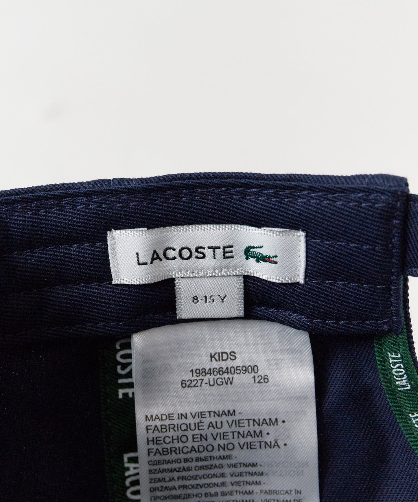LACOSTE/ラコステ カーブバイザー 刺繍ワッペン コットン6パネルキャップ