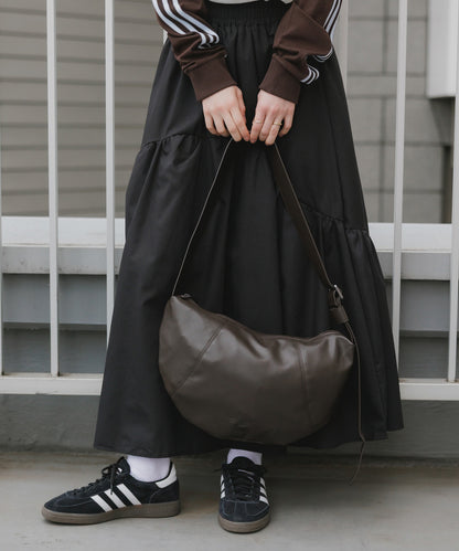 adidas / トレフォイルロゴ スポーティー ホーボーバッグ