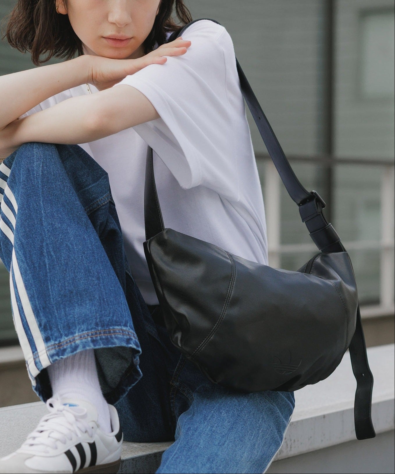 adidas / トレフォイルロゴ スポーティー ホーボーバッグ