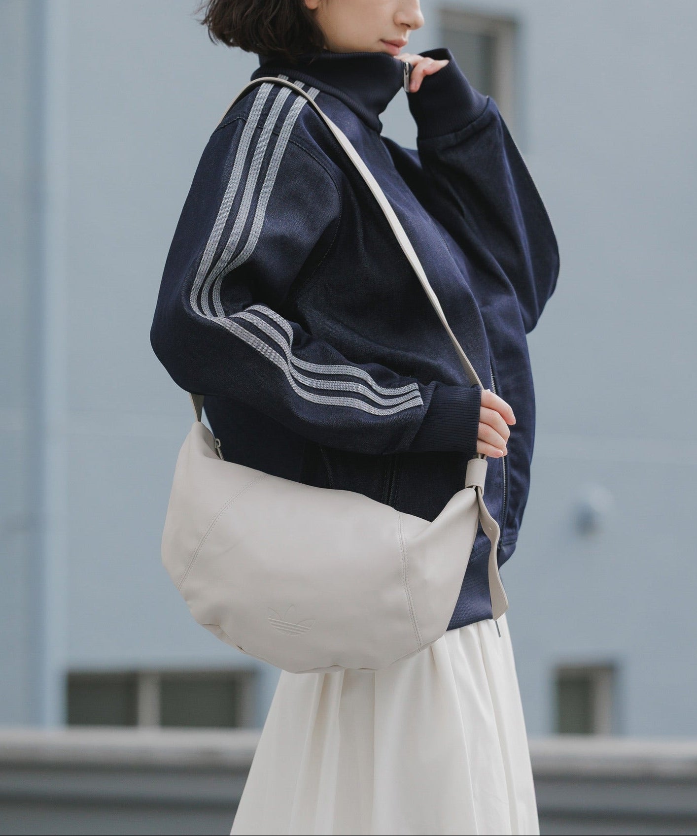 adidas / トレフォイルロゴ スポーティー ホーボーバッグ