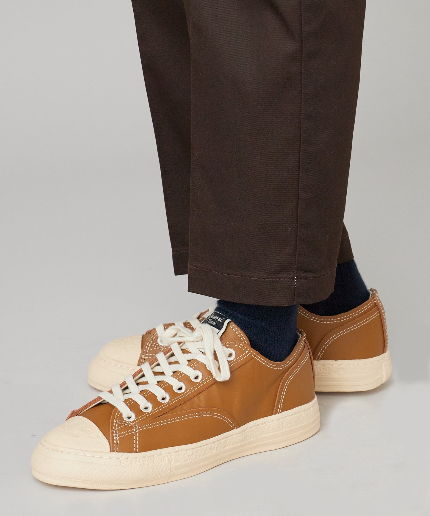 General Scale. Maison MIHARA YASUHIRO / ROY