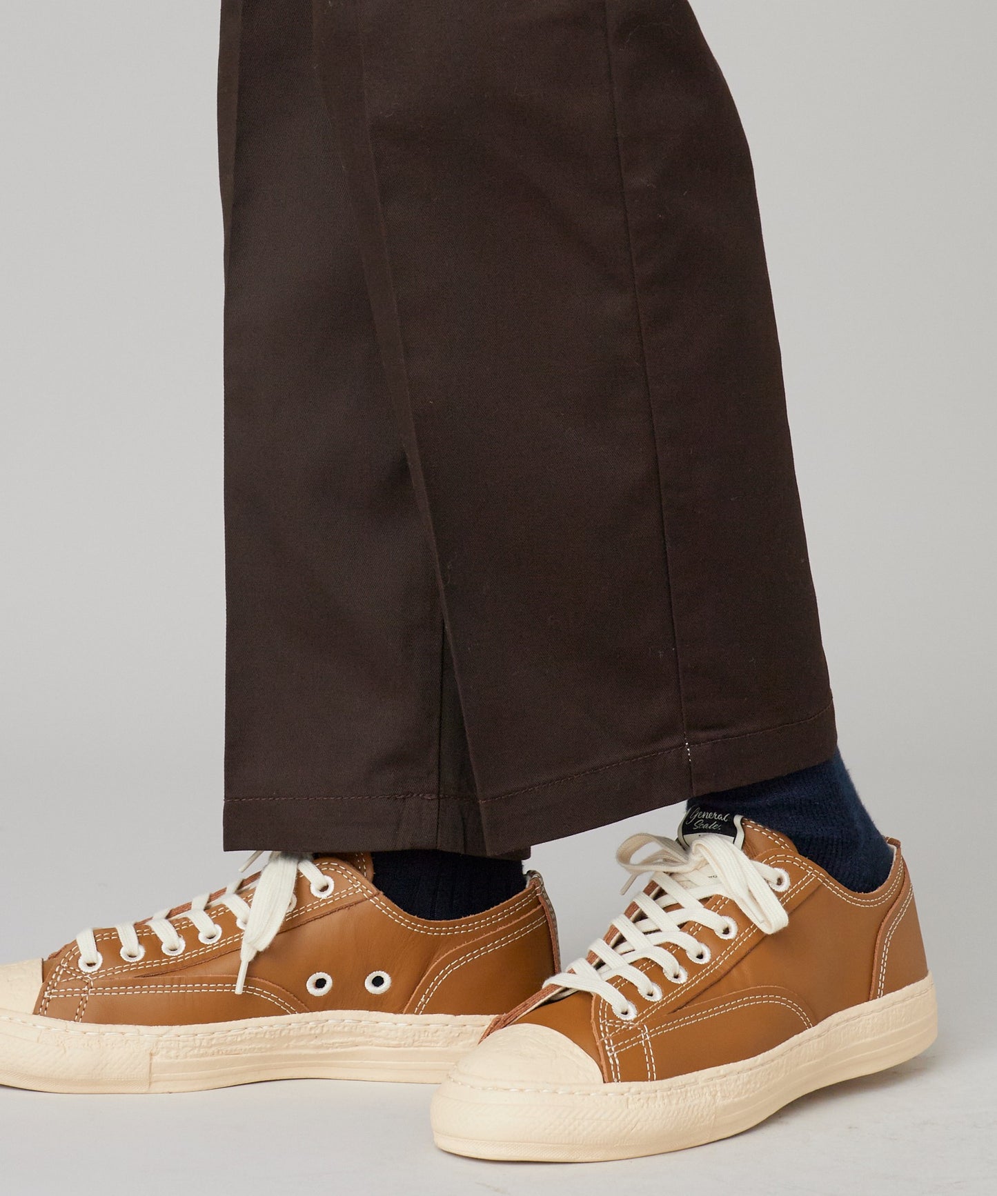 General Scale. Maison MIHARA YASUHIRO / ROY