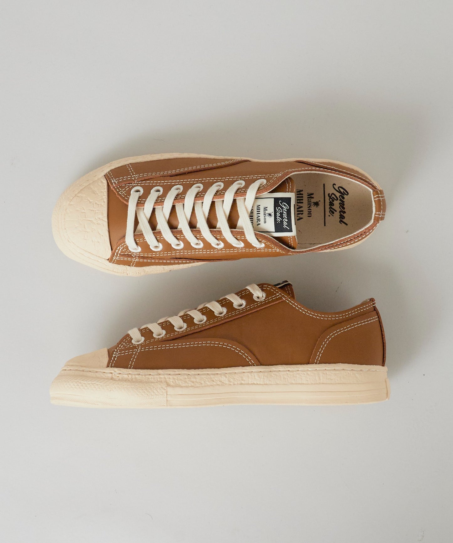 General Scale. Maison MIHARA YASUHIRO / ROY