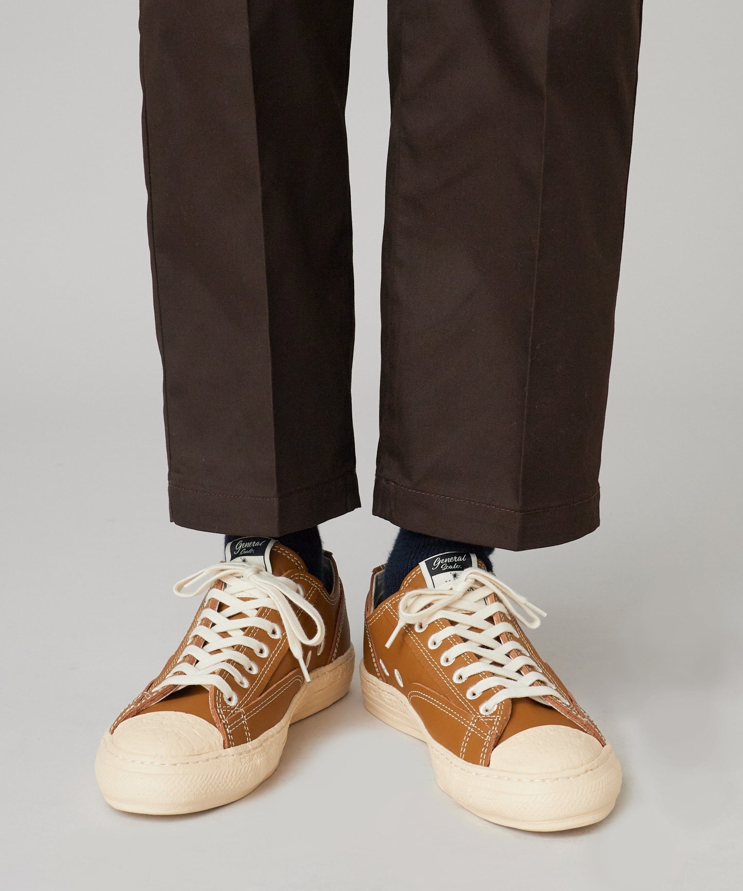 General Scale. Maison MIHARA YASUHIRO / ROY