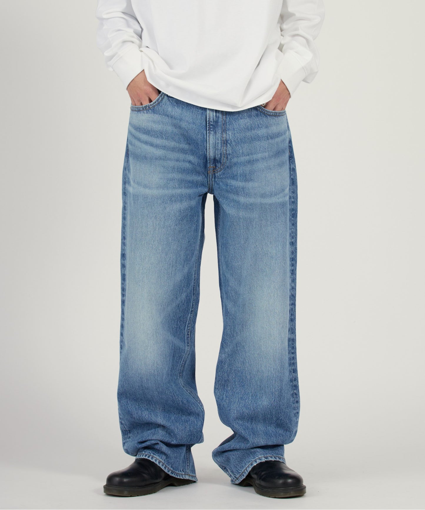 Calvin Klein / BAGGY HAPPER BLUE JEAN