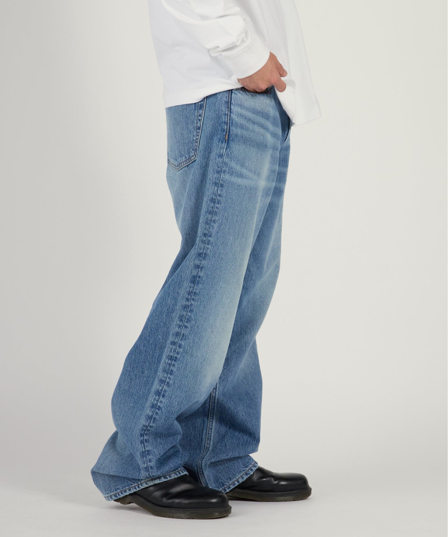 Calvin Klein / BAGGY HAPPER BLUE JEAN