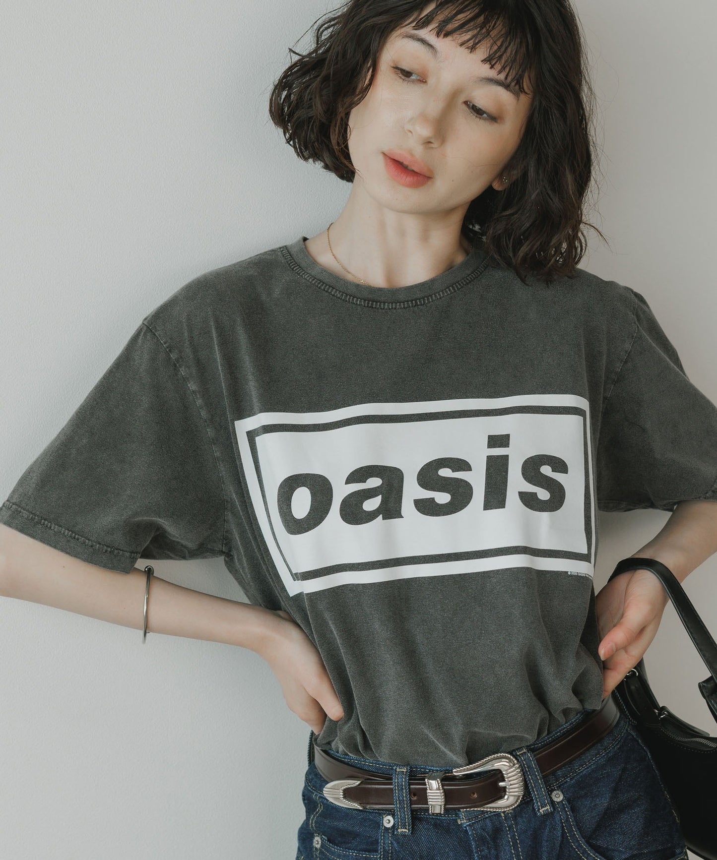 【予約販売】Oasis / オアシス プリントデザイン クルーネックＴシャツ メンズ バンドＴ （6月中旬頃発送予定)