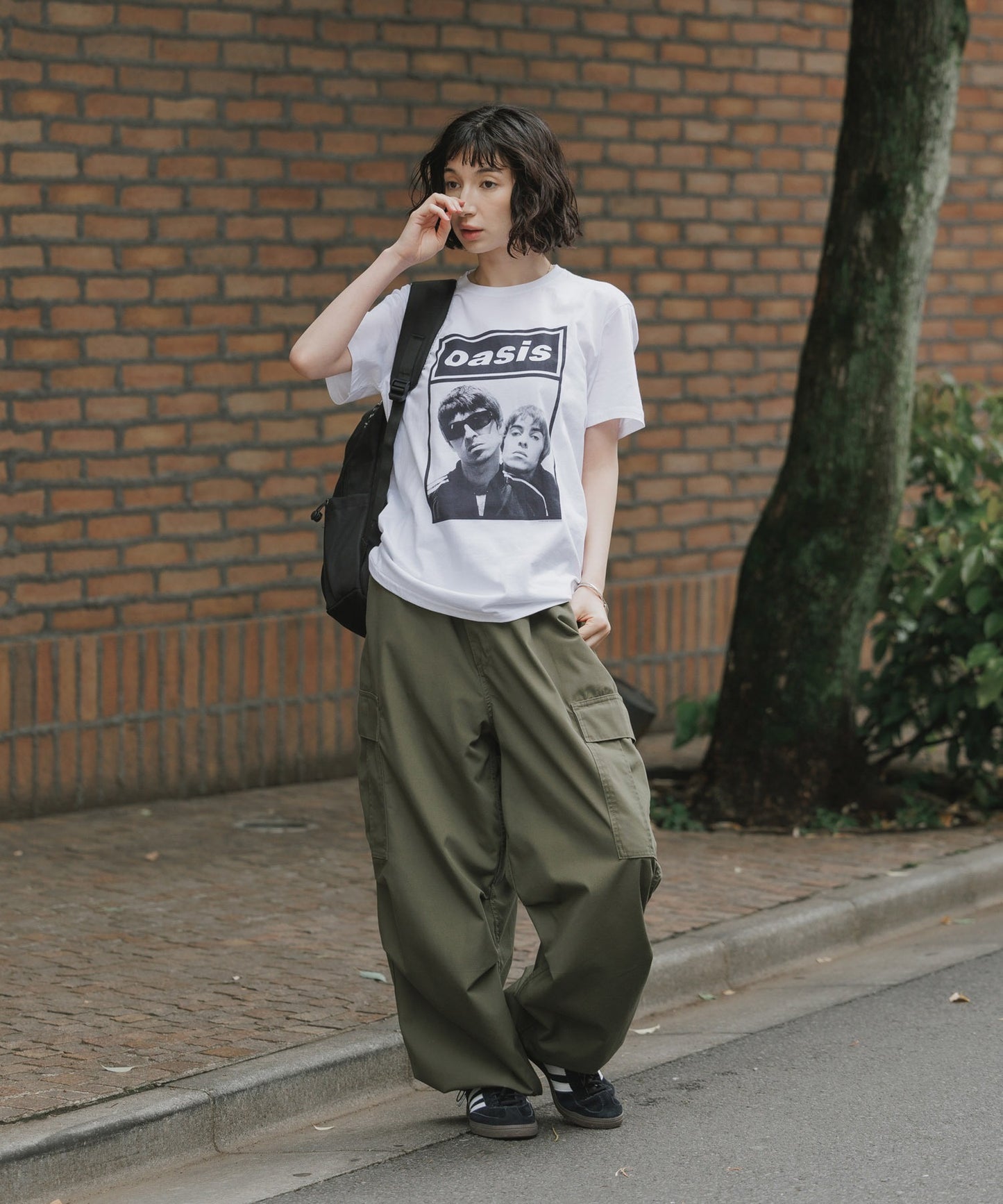 【予約販売】Oasis / オアシス プリントデザイン クルーネックＴシャツ メンズ バンドＴ （6月中旬頃発送予定)