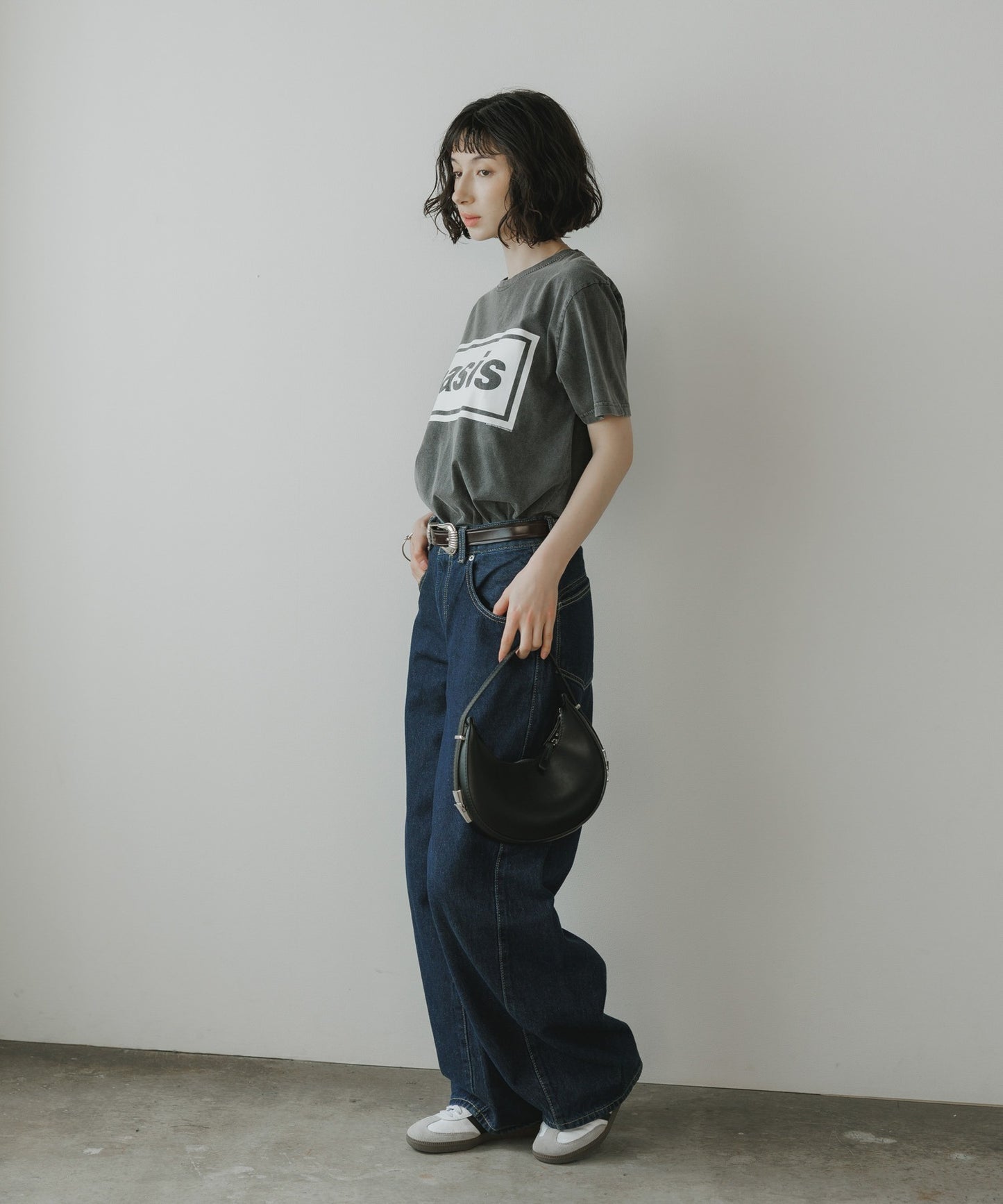 【予約販売】Oasis / オアシス プリントデザイン クルーネックＴシャツ メンズ バンドＴ （6月中旬頃発送予定)