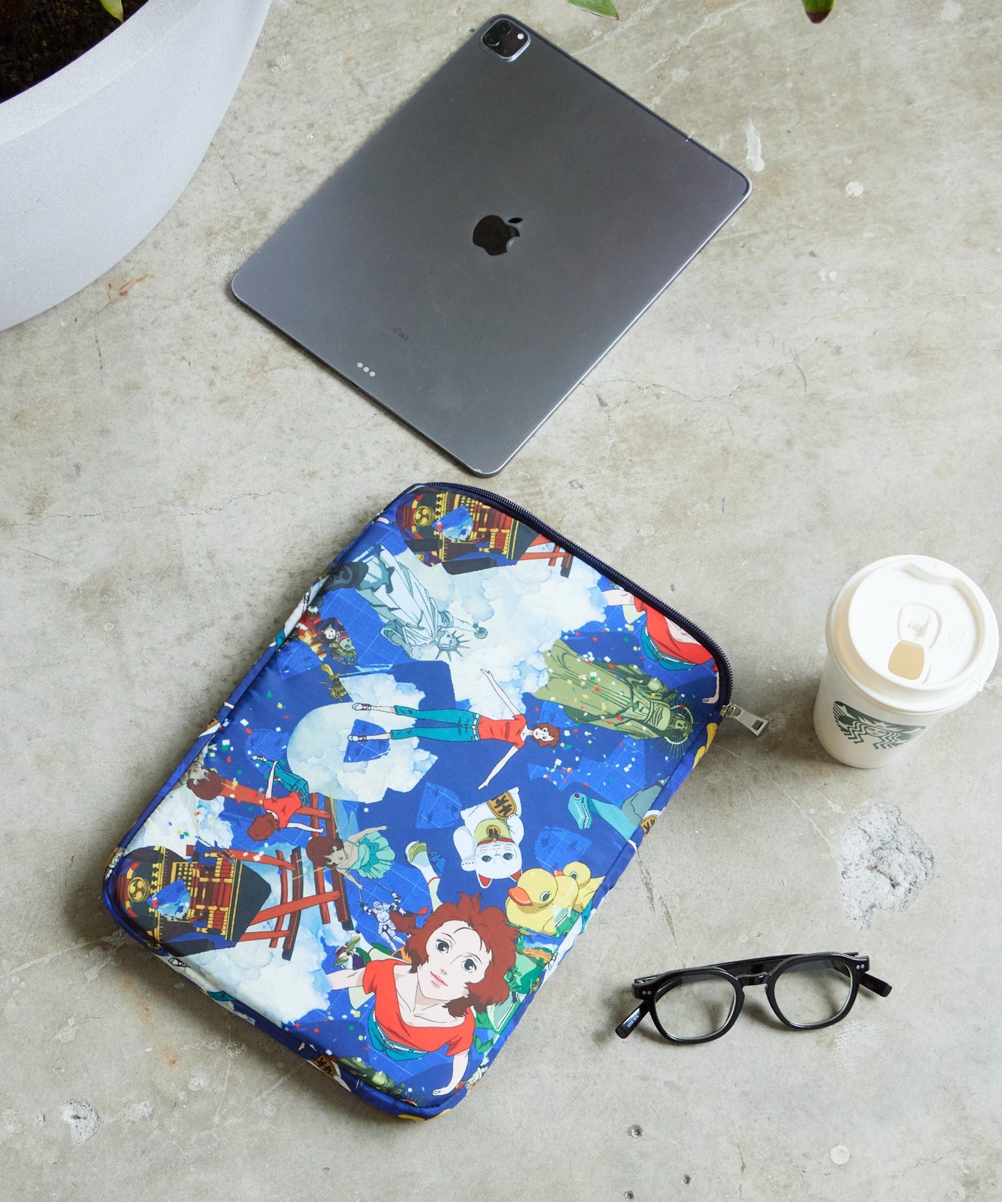 Paprika All-Over Print Nylon PC Case PC パプリカ タブレットケース 2026年春夏 13インチ対応 【9月下旬お届け予定】