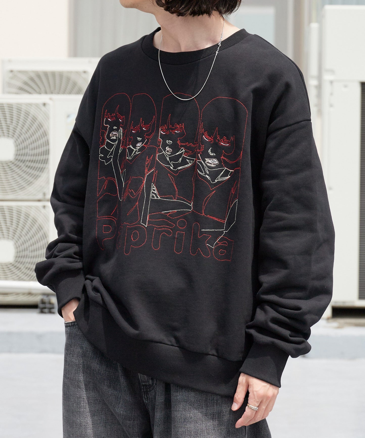 Paprika Thread-Embroidered Sweatshirt パプリカ 刺繍入りスウェット 【9月下旬お届け予定】