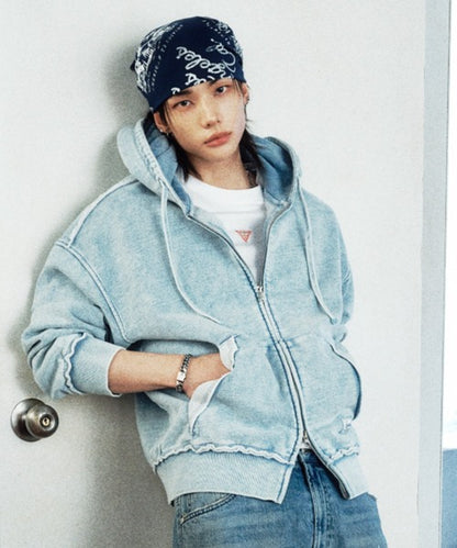 【Stray Kids ヒョンジン着用】GUESS/ゲス UNISEX PRINTED BANDANA MQ1A1085【6月下旬お届け】