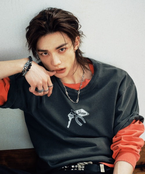 【Stray Kids ヒョンジン着用】GUESS/ゲス UNI S/SLV TEE SHIRT MQ2K7432 【6月下旬お届け】
