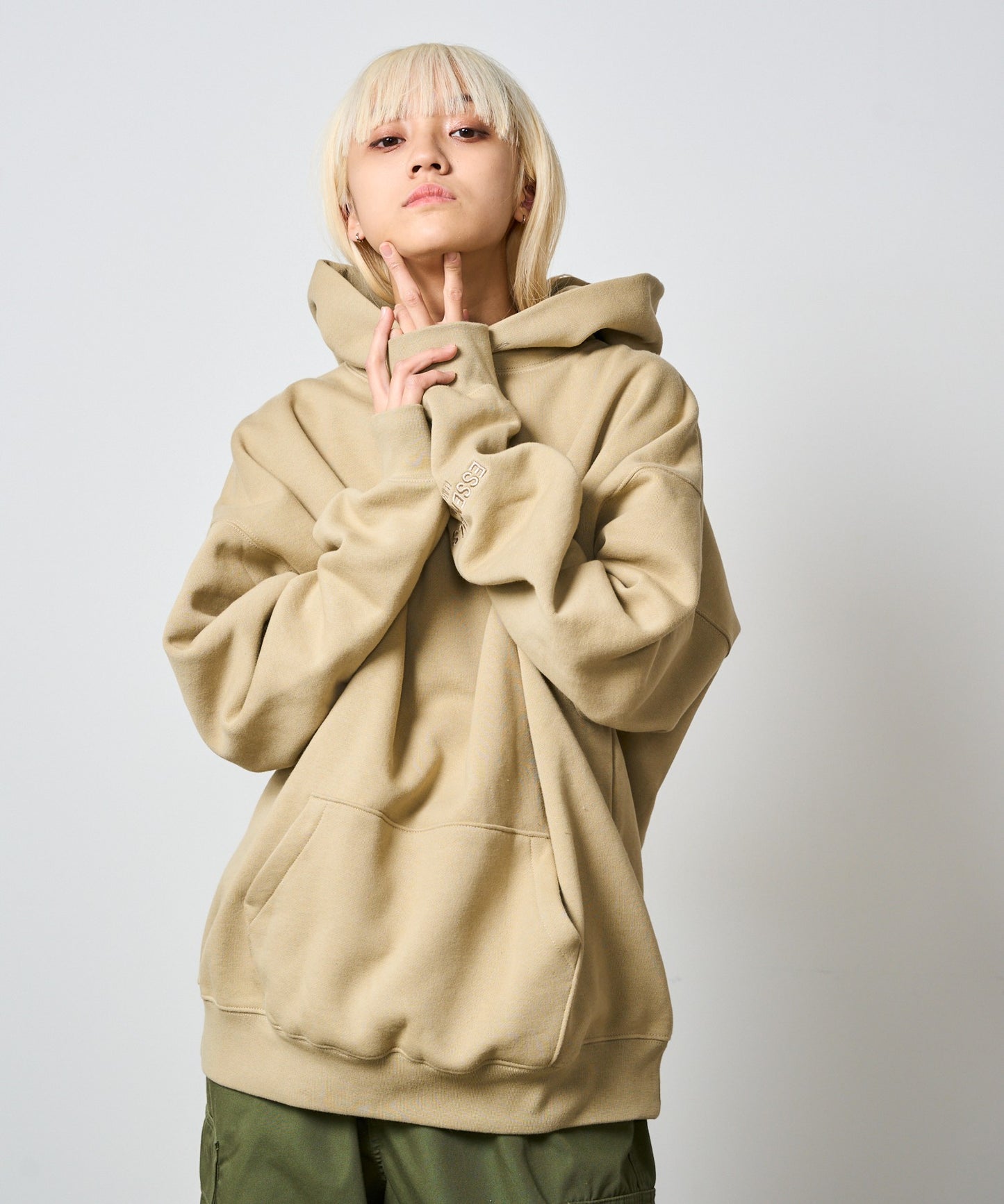 FOG ESSENTIALS / Pullover Hoodie RLCT LOGO