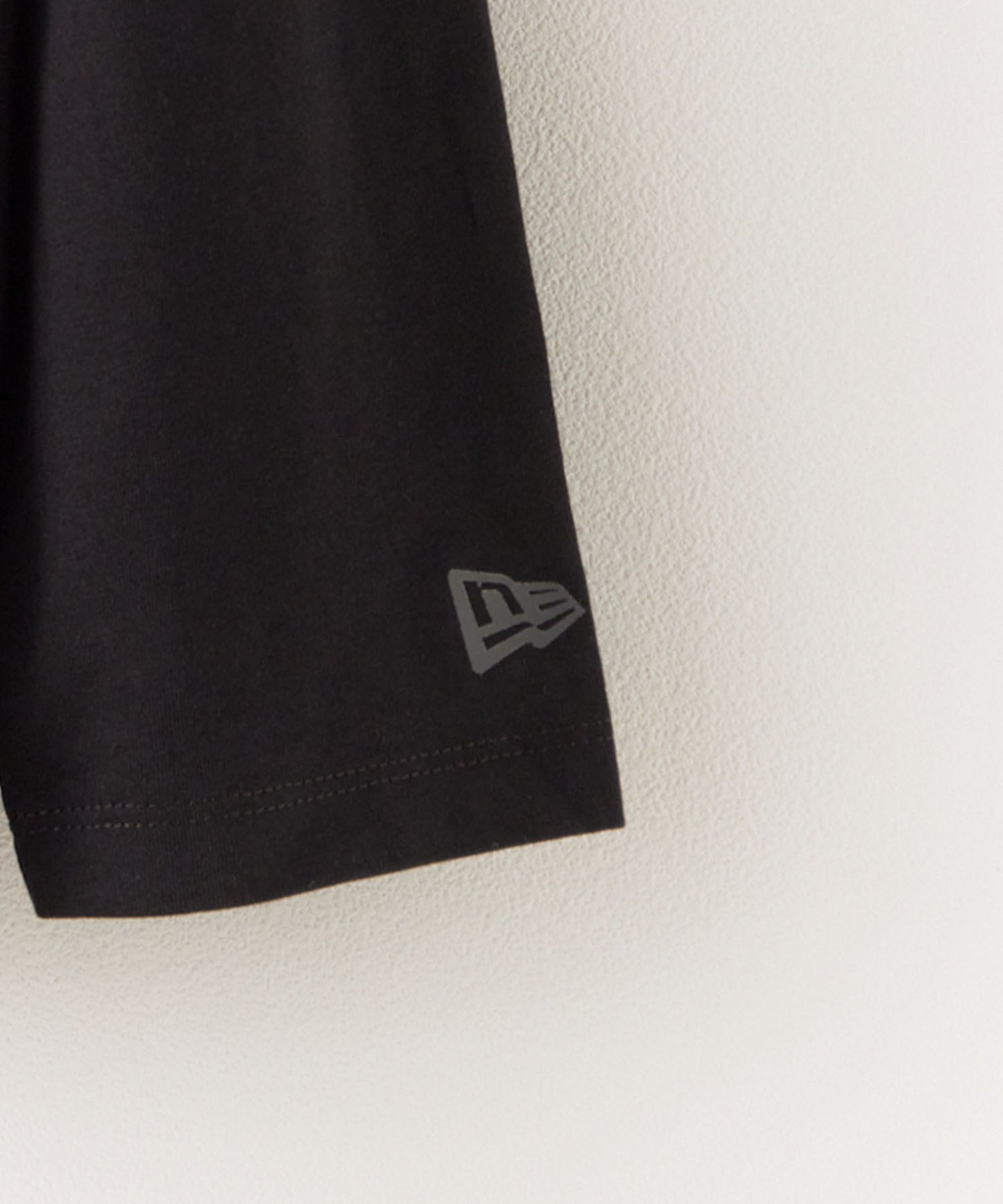 NEW ERA / MEN'S L/S TEE