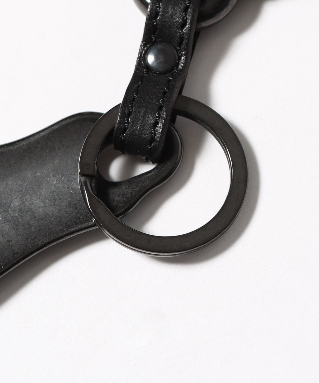 MR.OLIVE / OLISHED STEER LEATHER / BRASS SHOE HORN KEY RING