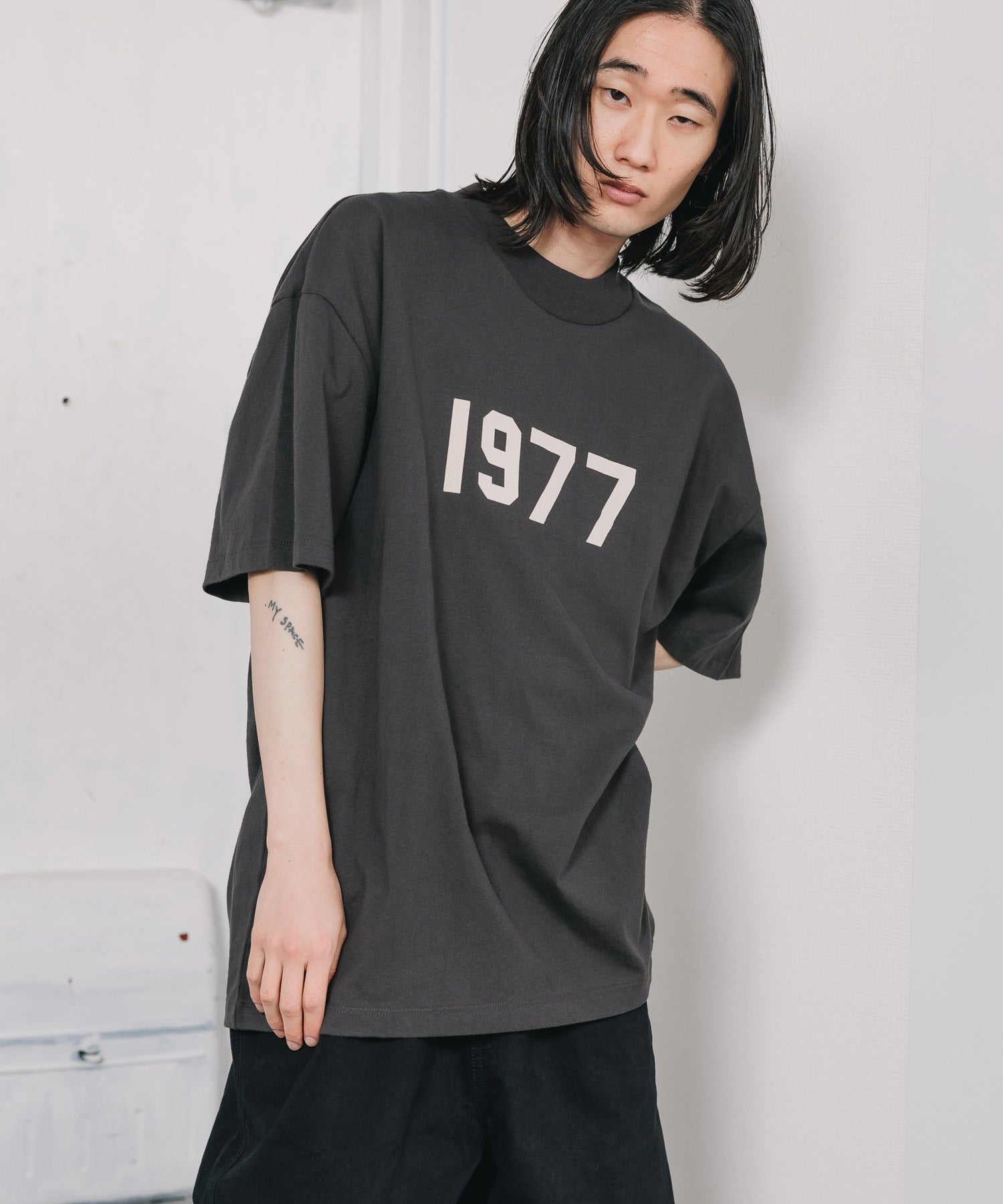 22SS 1977 SS TEE