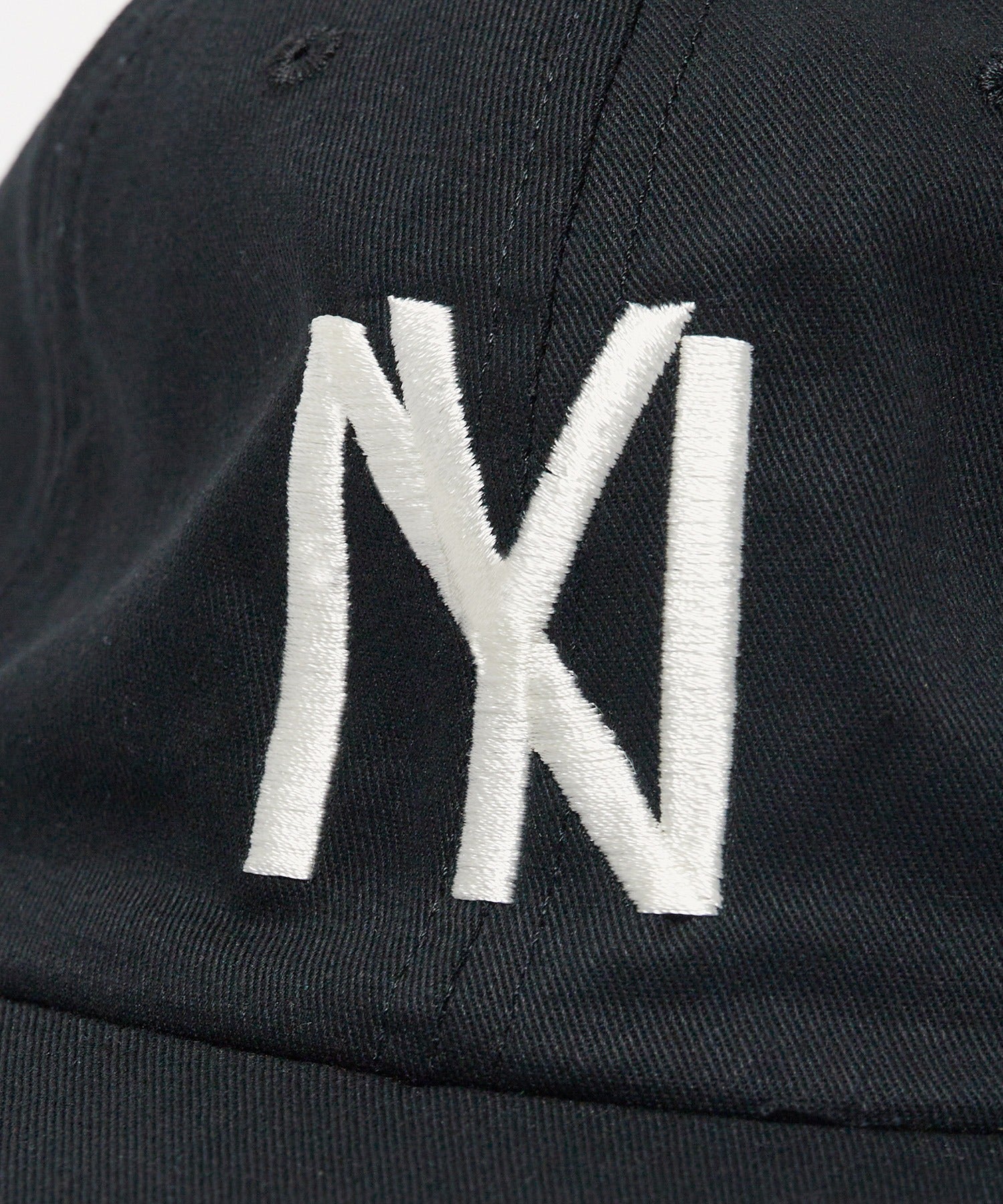 LOGO CAP