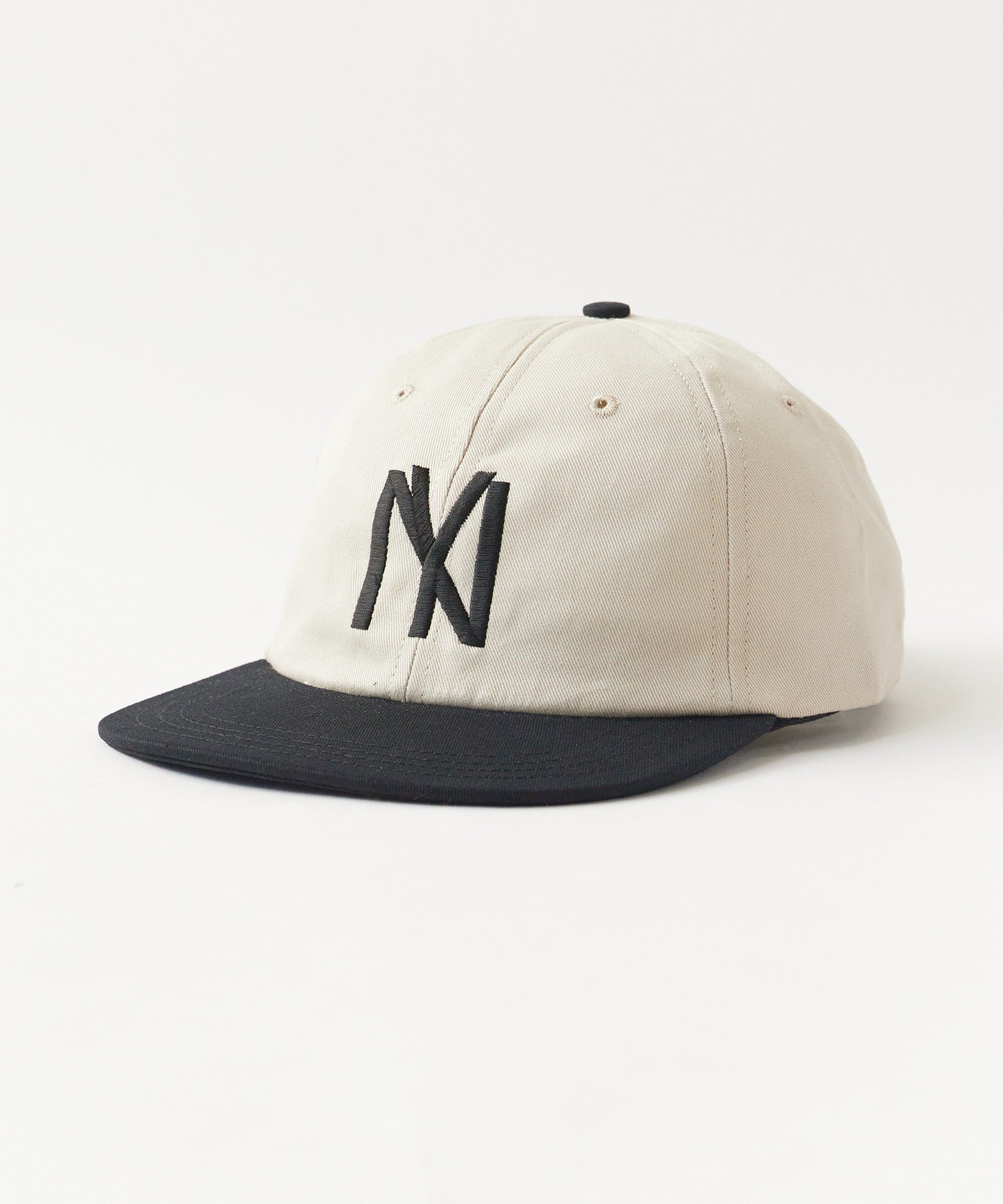 LOGO CAP