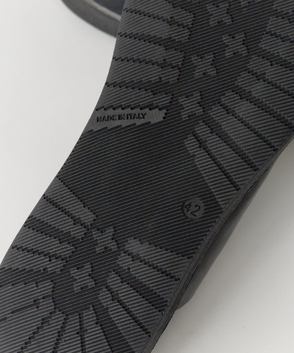 BRADOR / LEATHER SANDALS