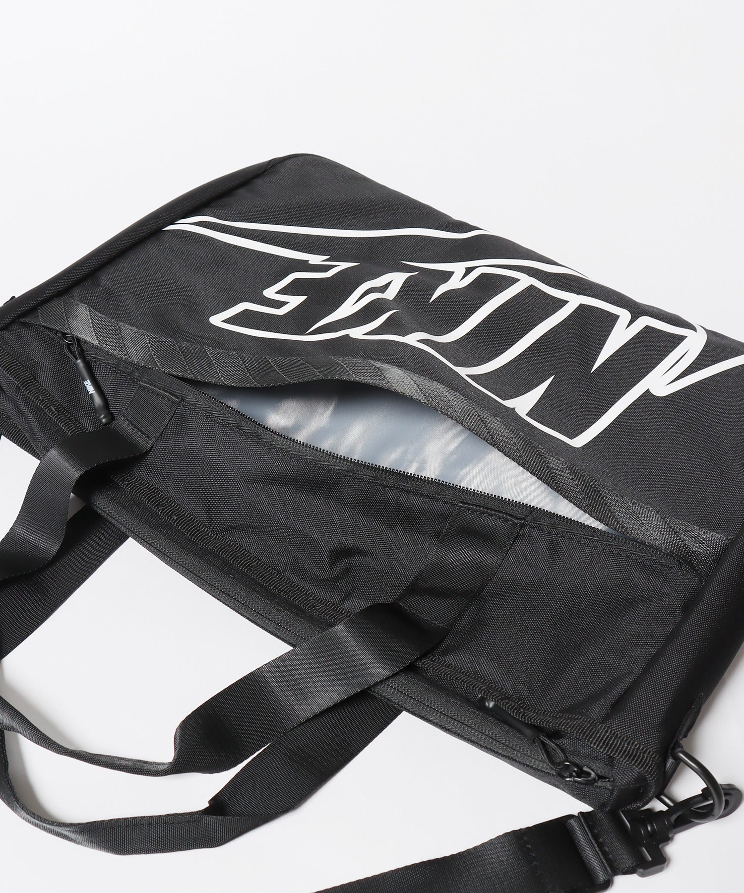 NIKE/ナイキ FUTURA SPORTS LUNCH TOTE BAG