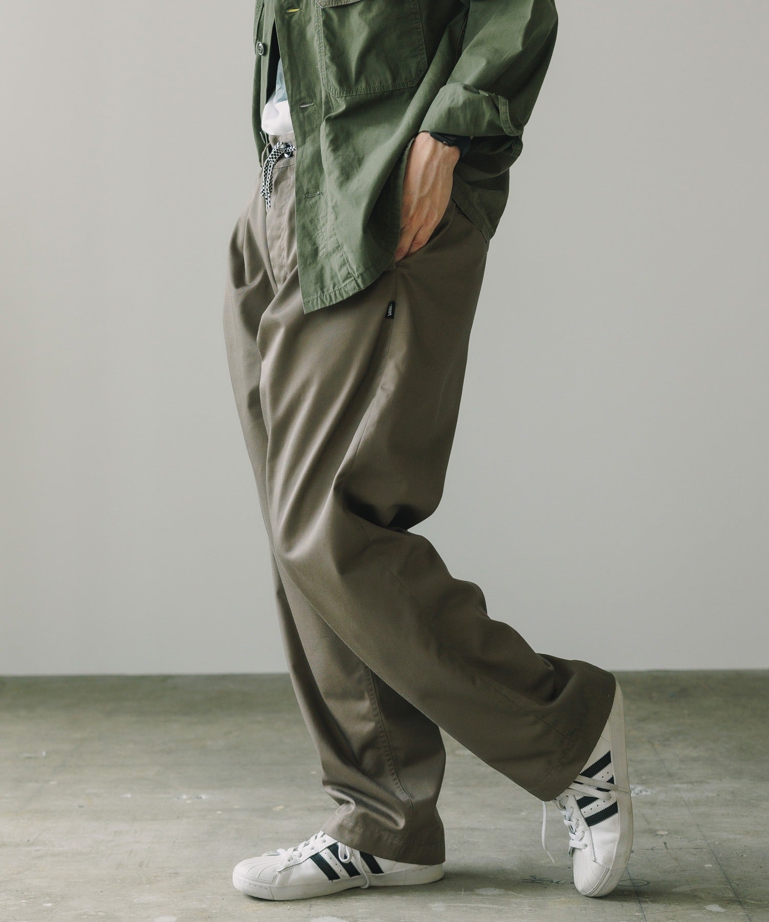 ROOPTOKYO別注 1TUCK SKATE TROUSER PANTS – ROOP TOKYO