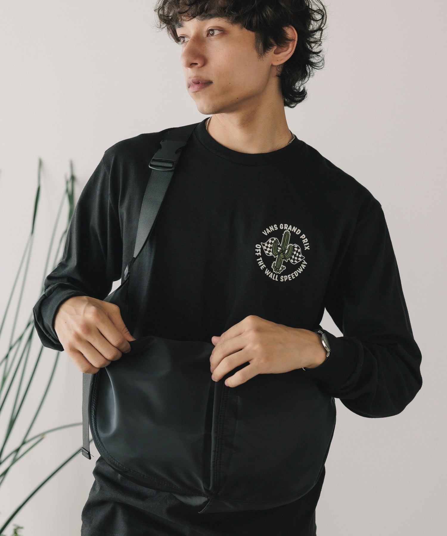 M VANS GRAND PRIX LS TEE