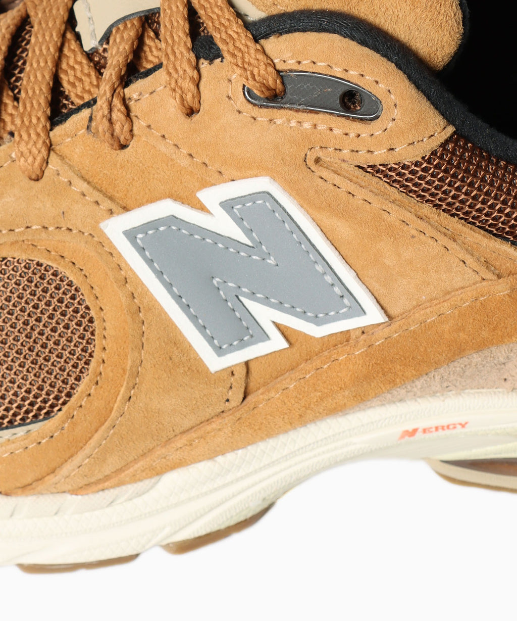 NEW BALANCE / M2002R GORE-TEX