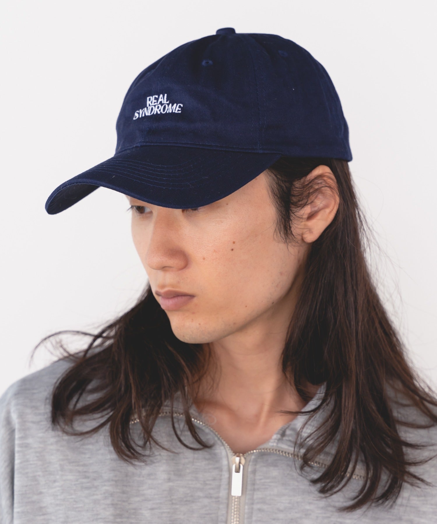 R-logo cap