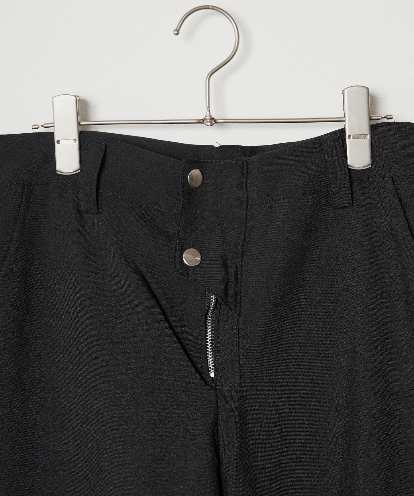 Theater code / zipper design slacks