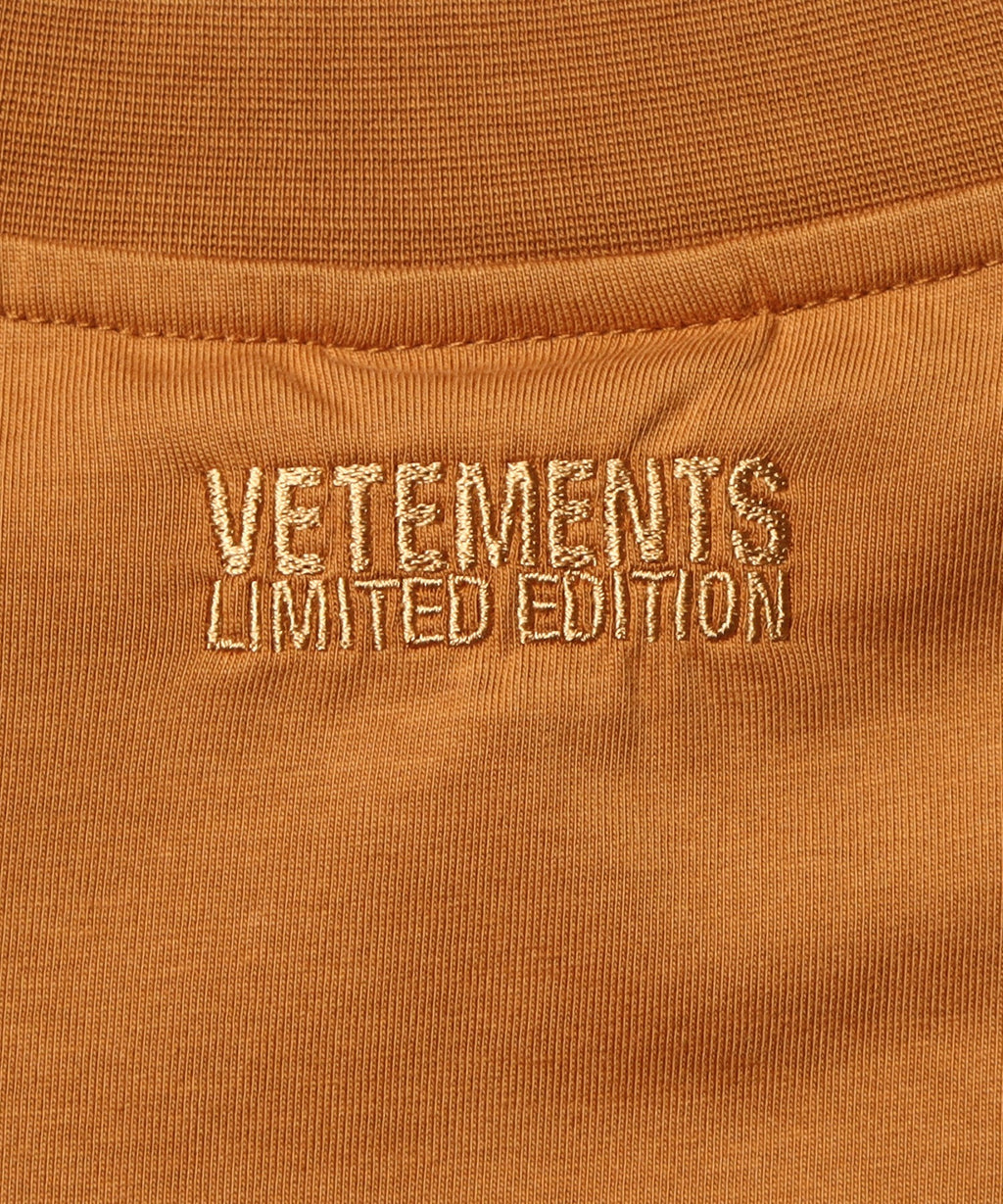 VETEMENTS/ヴェトモン vetements battery T-shirt – ROOP TOKYO