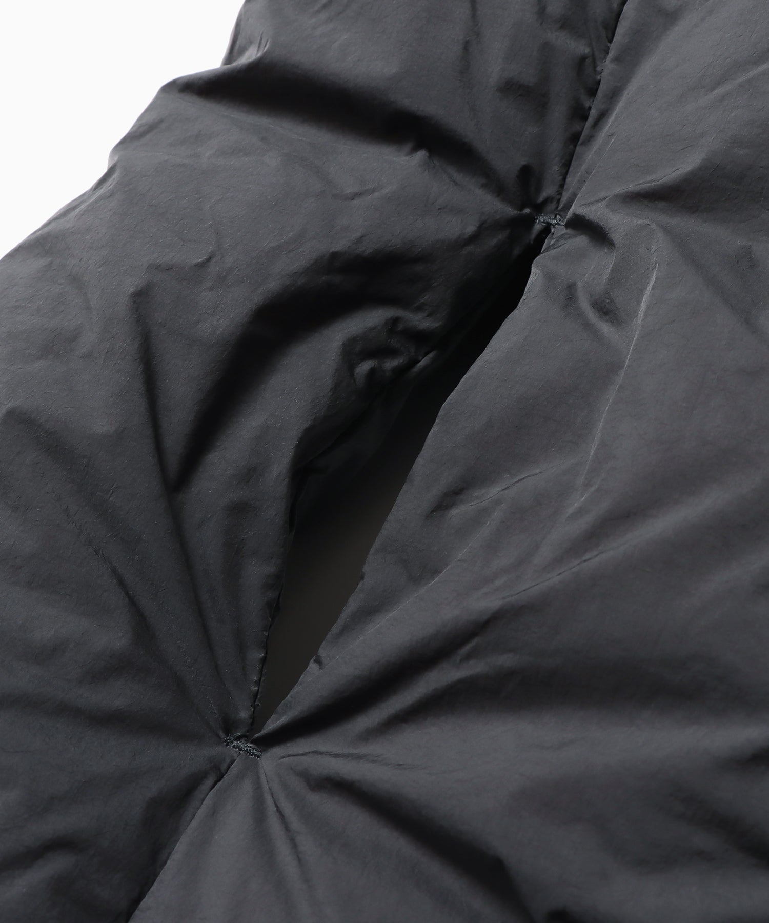 Built in tissue dispenser scarf / "Washi" Down proof