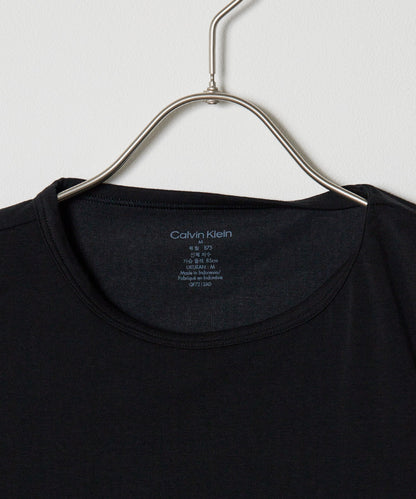 Calvin Klein / T-SHIRT BRALETTE
