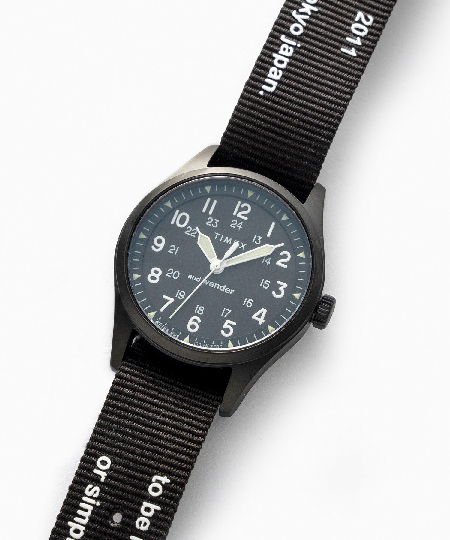 and wander×TIMEX EXPEDITION NORTH FIELD POST SOLAR