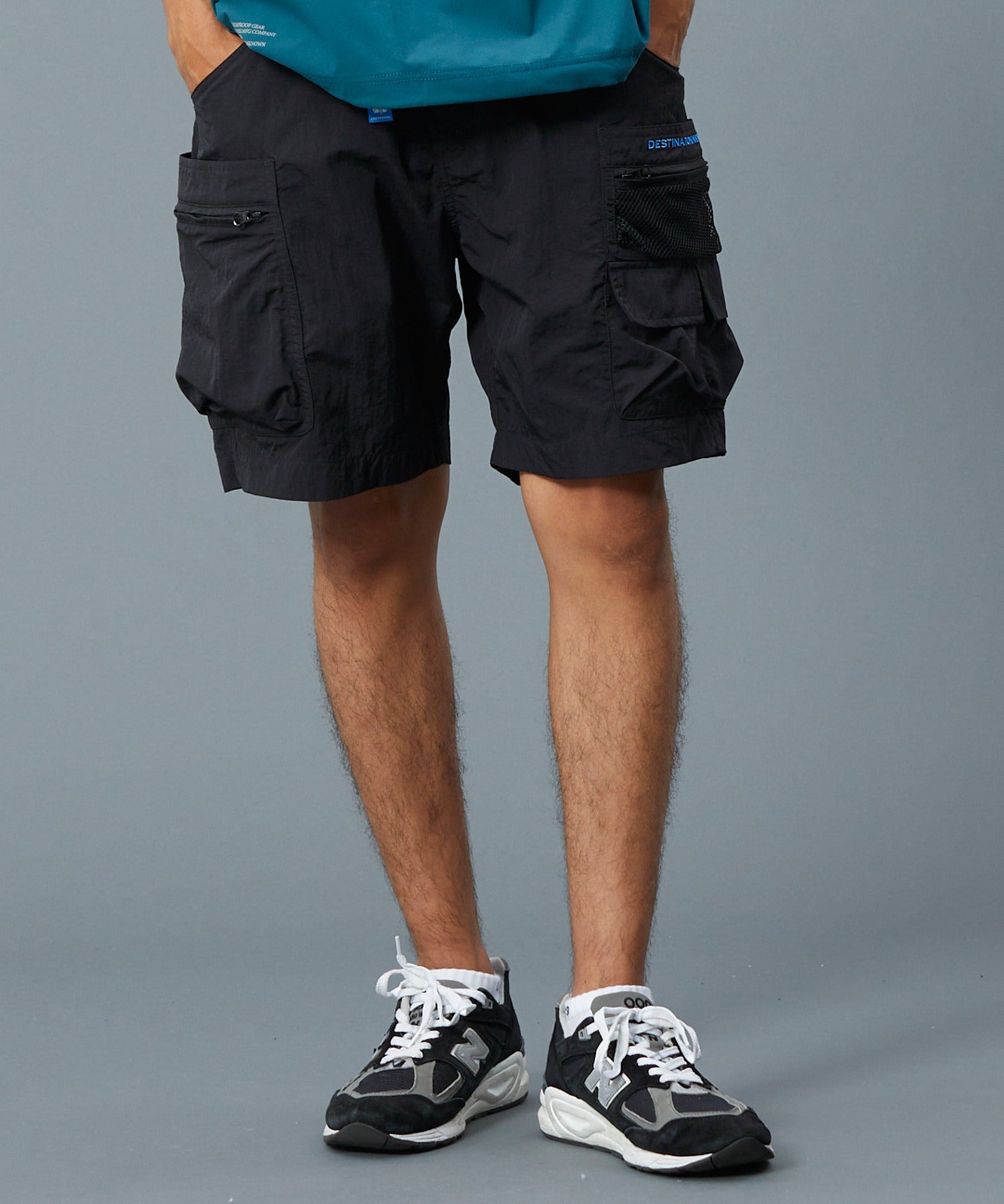 LR NYLON UTILITY SHORTS