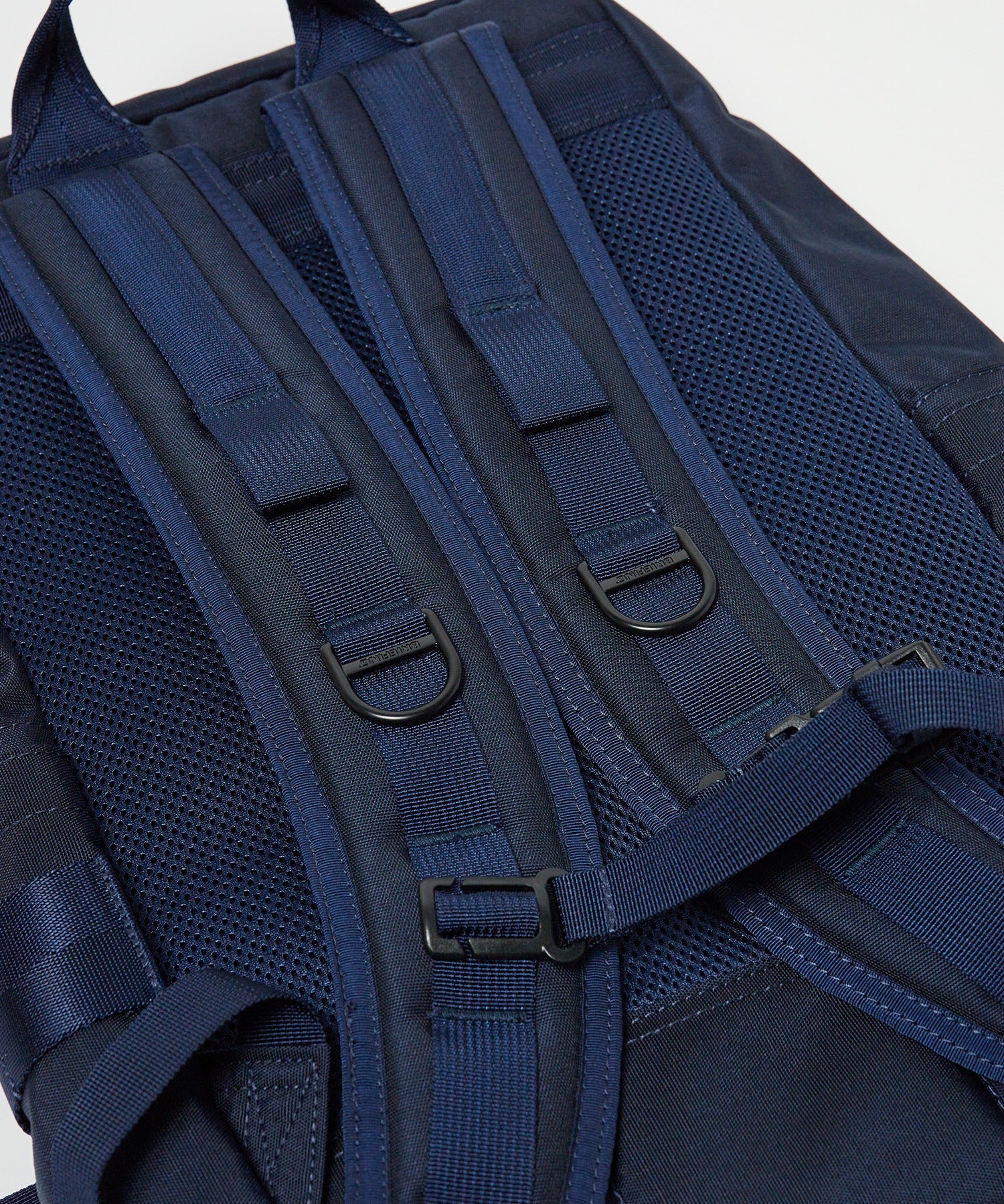 BRIEFING / COMPACT PACK MW GEN II