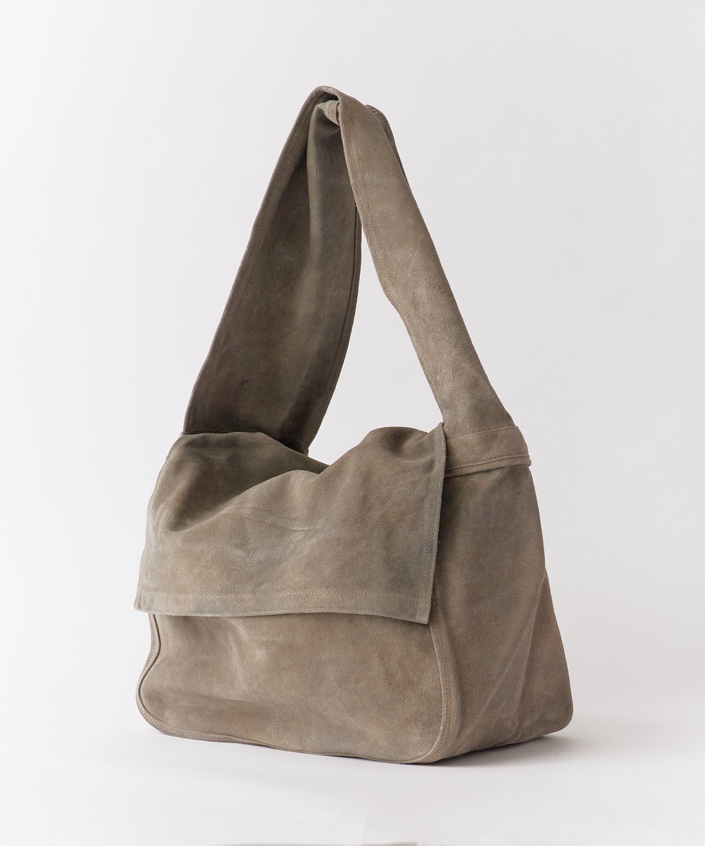 SEVEN BY SEVEN /  LEATHER SHOULDER BAG