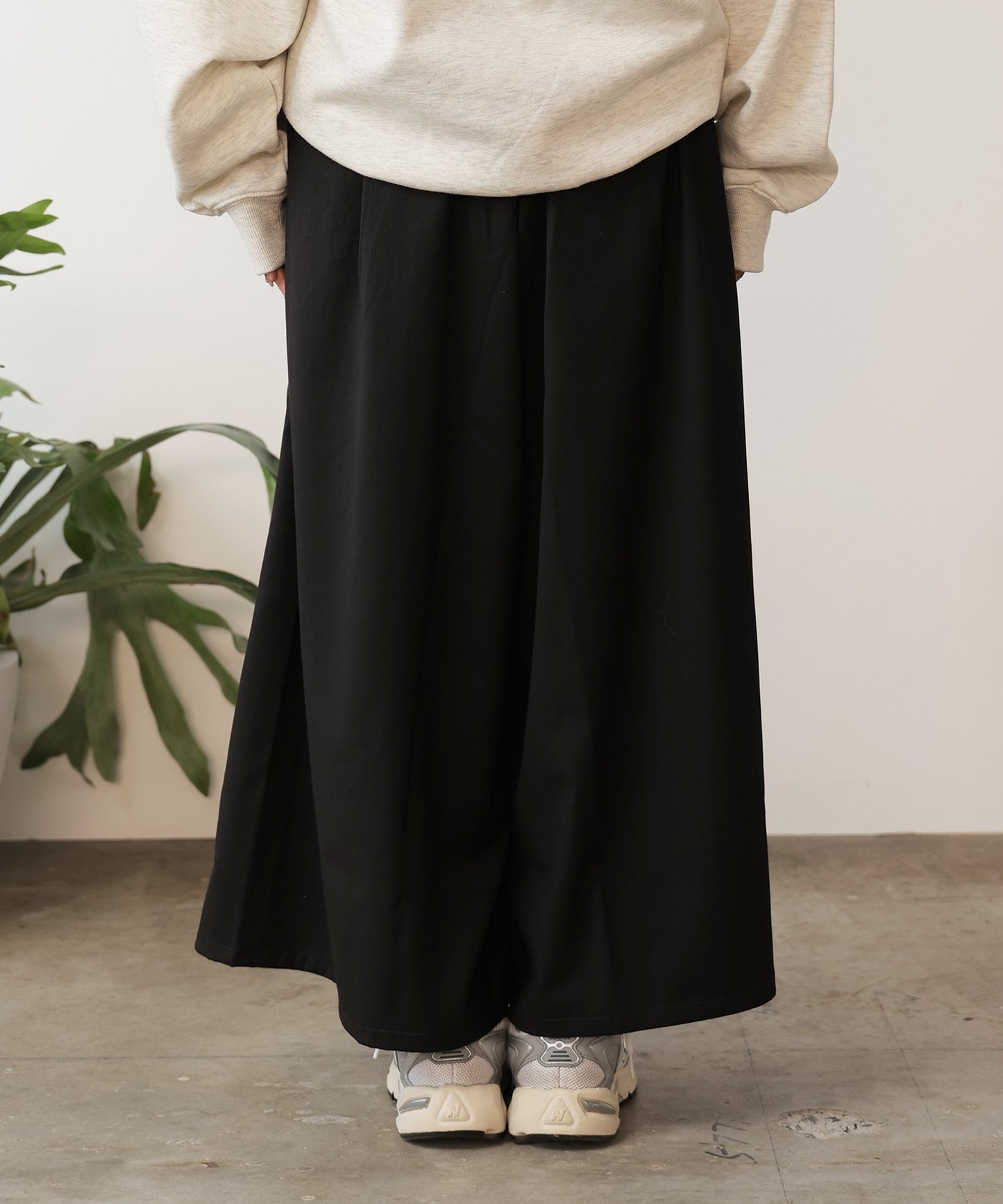 Gramicci / STRETCH GABARDIN FLARE PANT