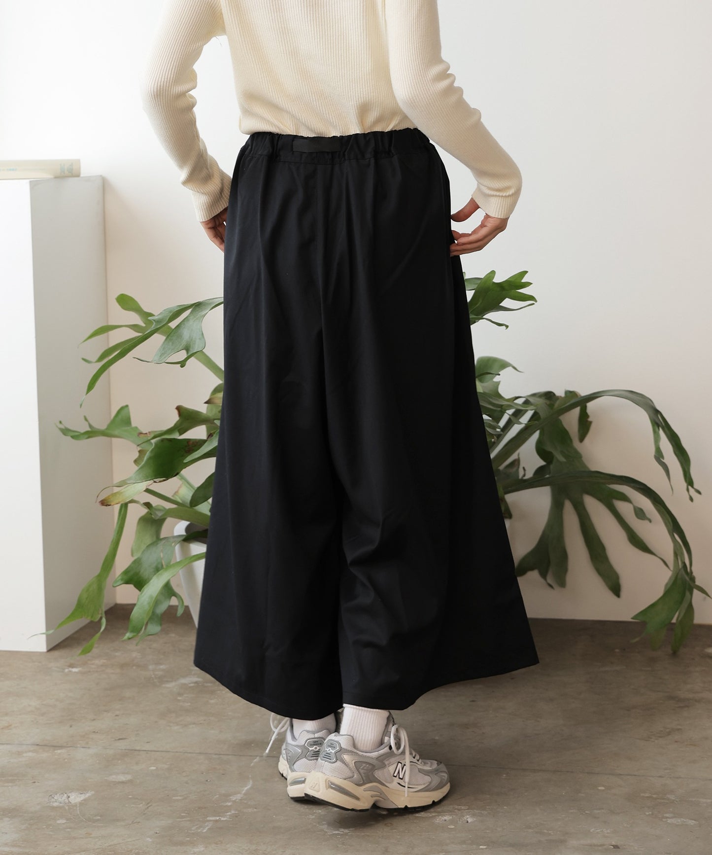 Gramicci / STRETCH GABARDIN FLARE PANT