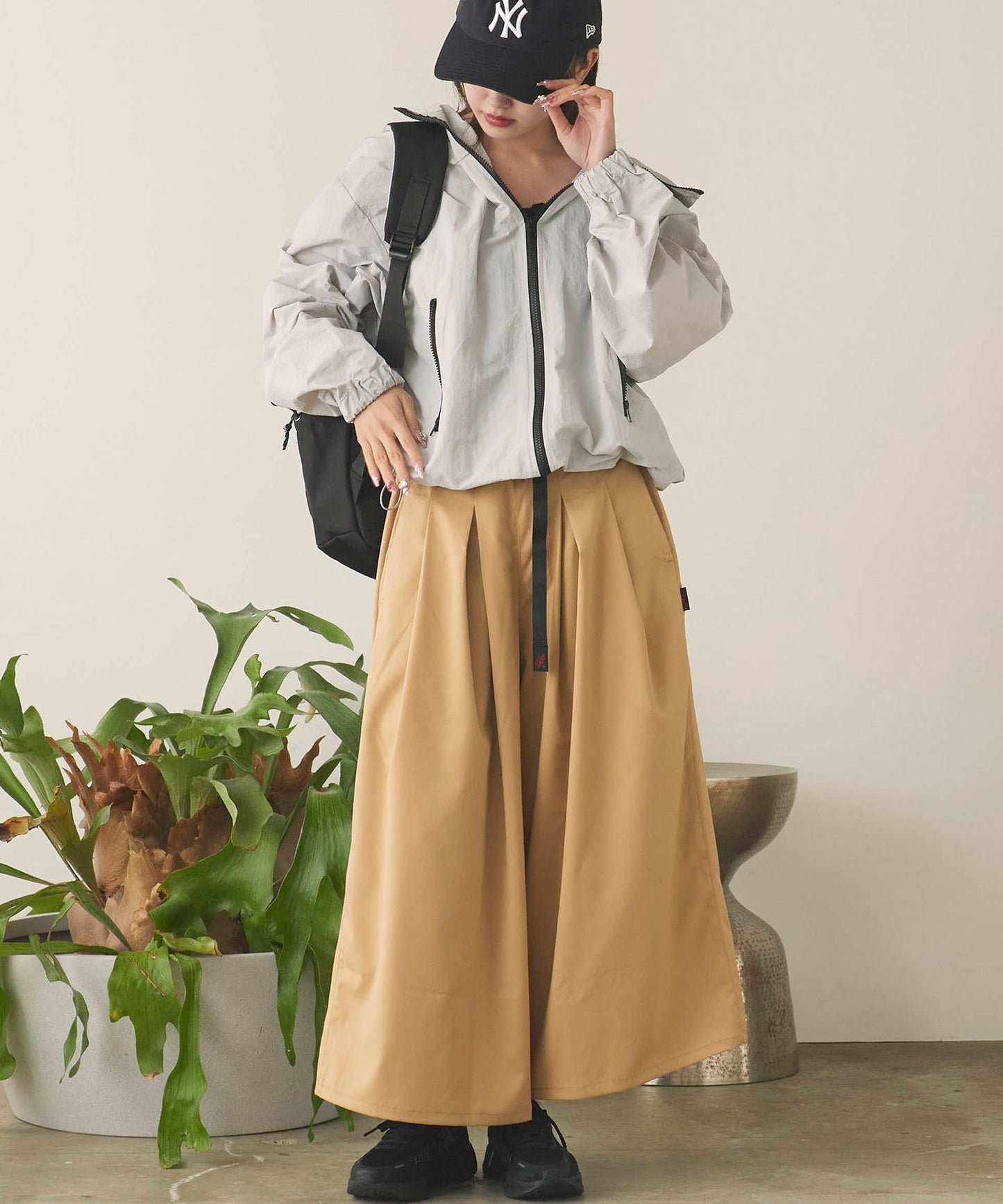Gramicci / STRETCH GABARDIN FLARE PANT