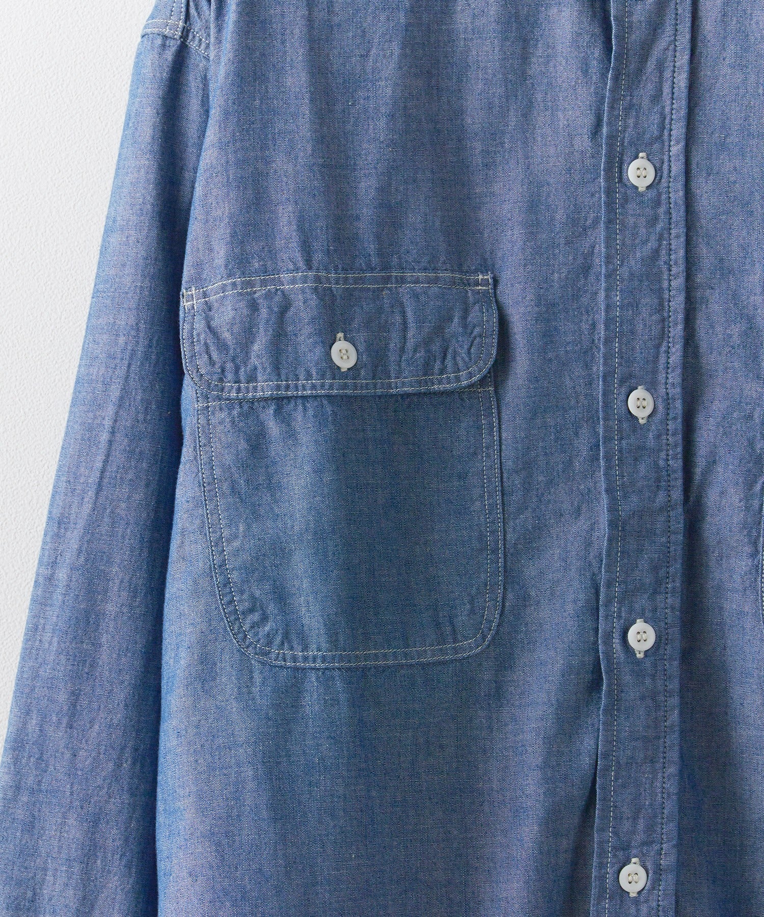 CHAMBRAY WORK SHIRT