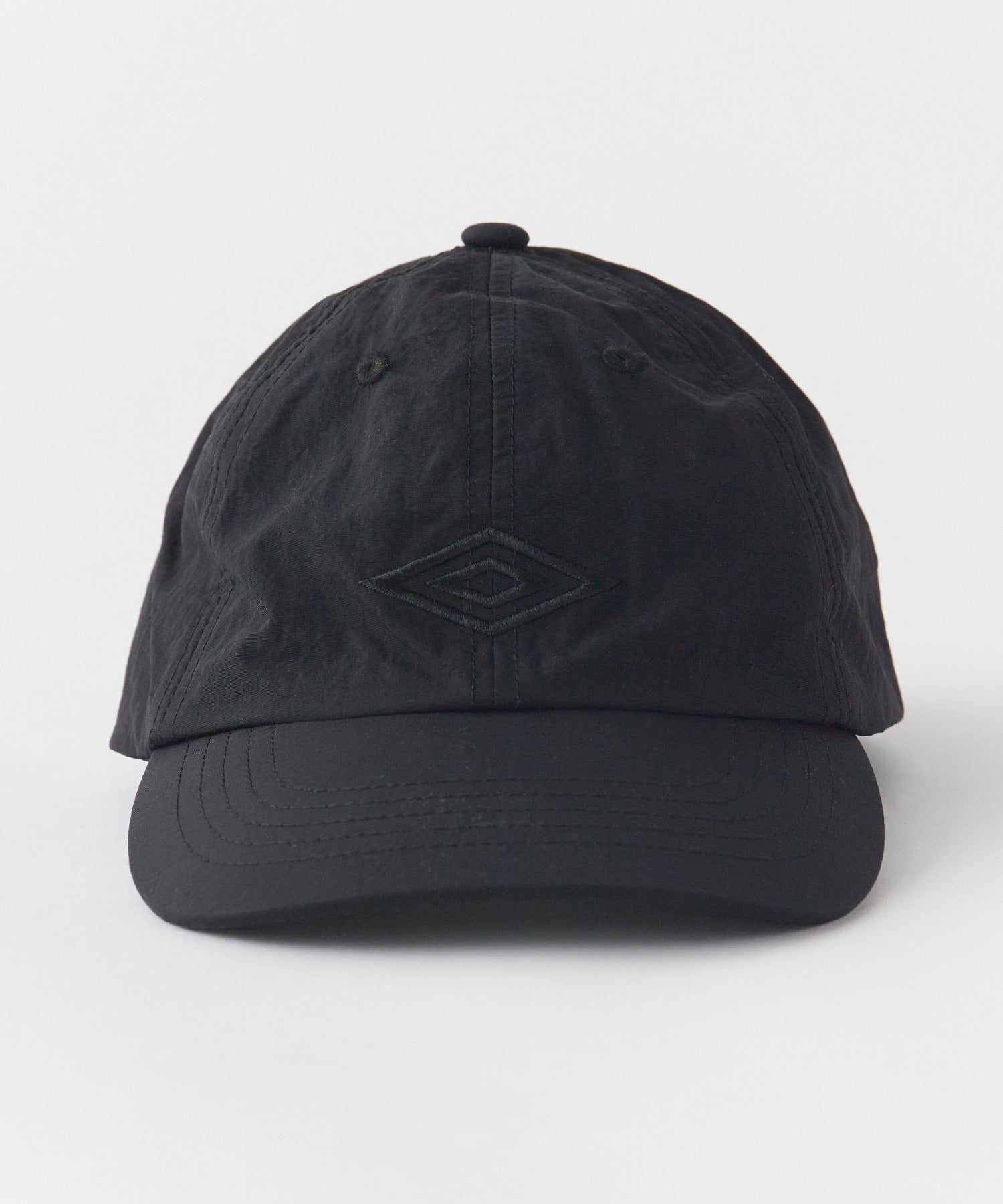 White Mountaineering®︎ x UMBRO 6panel Cap