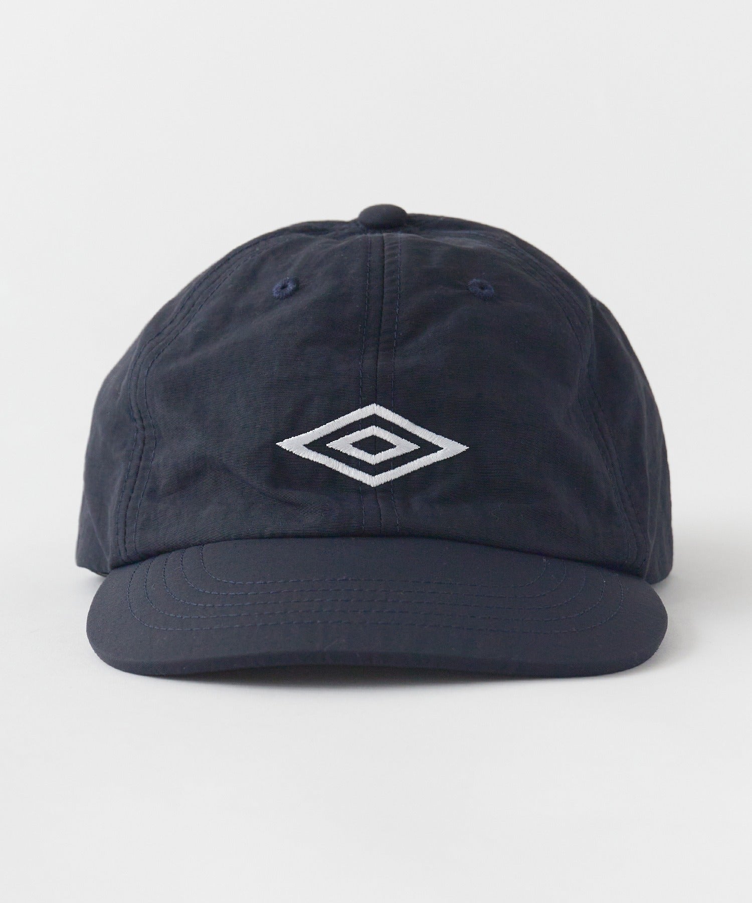 White Mountaineering®︎ x UMBRO 6panel Cap