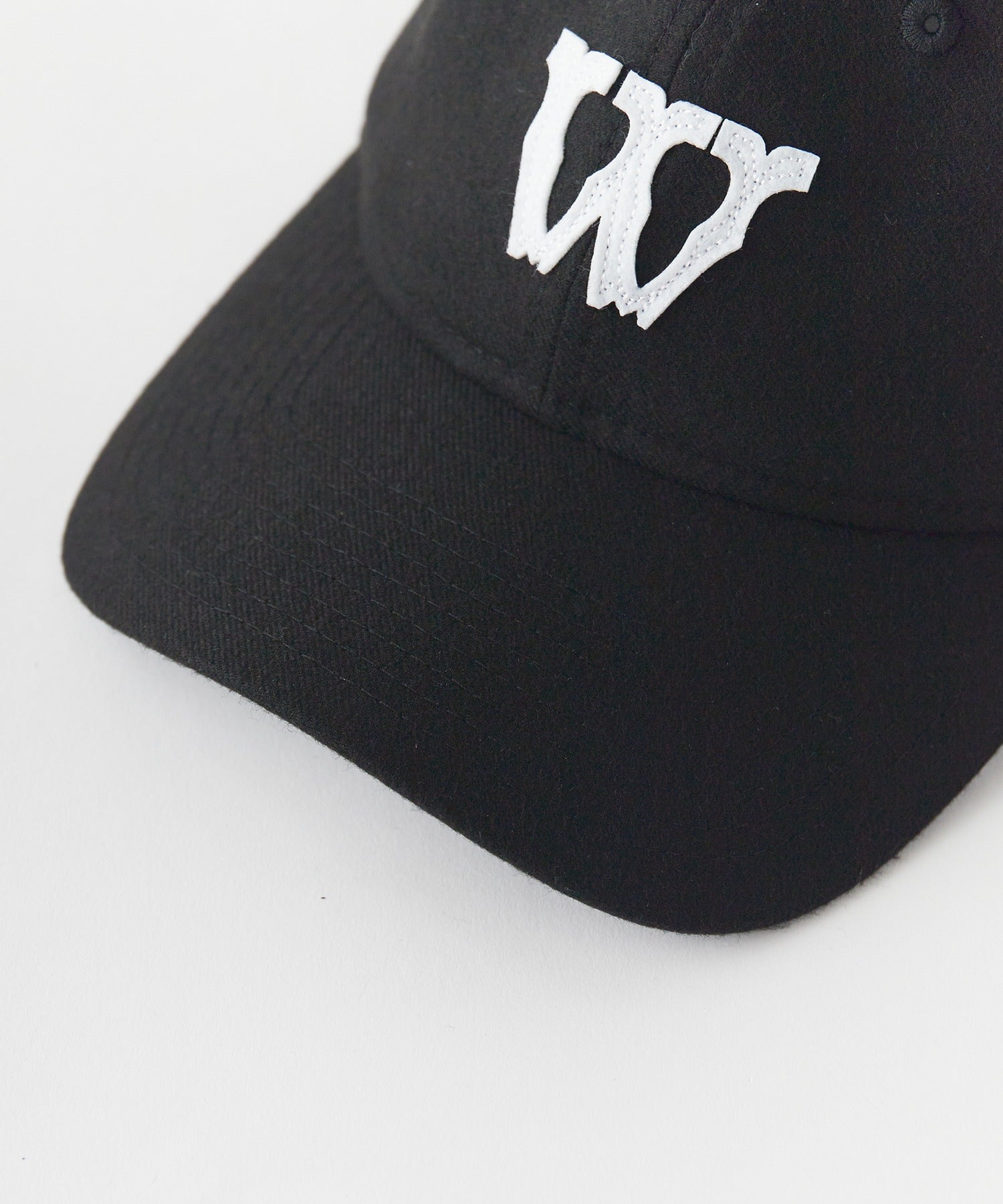 White Mountaineering®︎ x NEW ERA  9THIRTY CAP