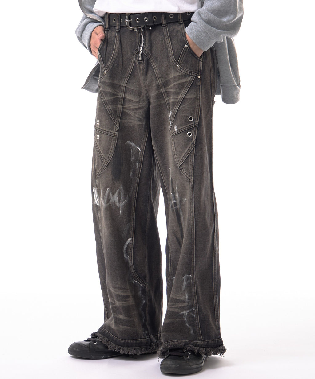 Theater code / irregular switching graffiti denim pants