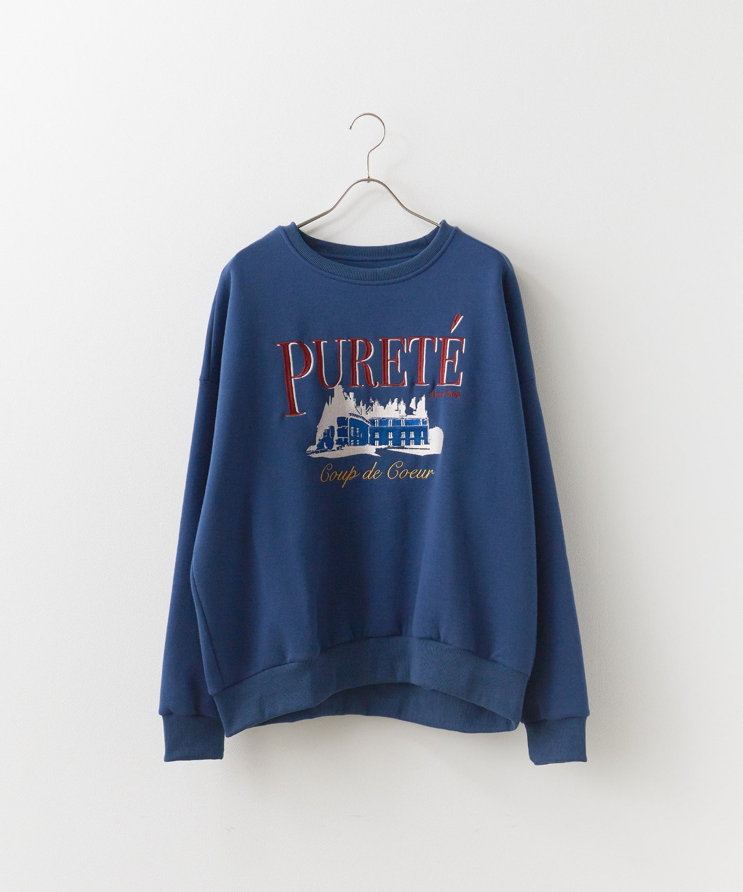 AO.2 / Embroidered Logo Sweatshirt