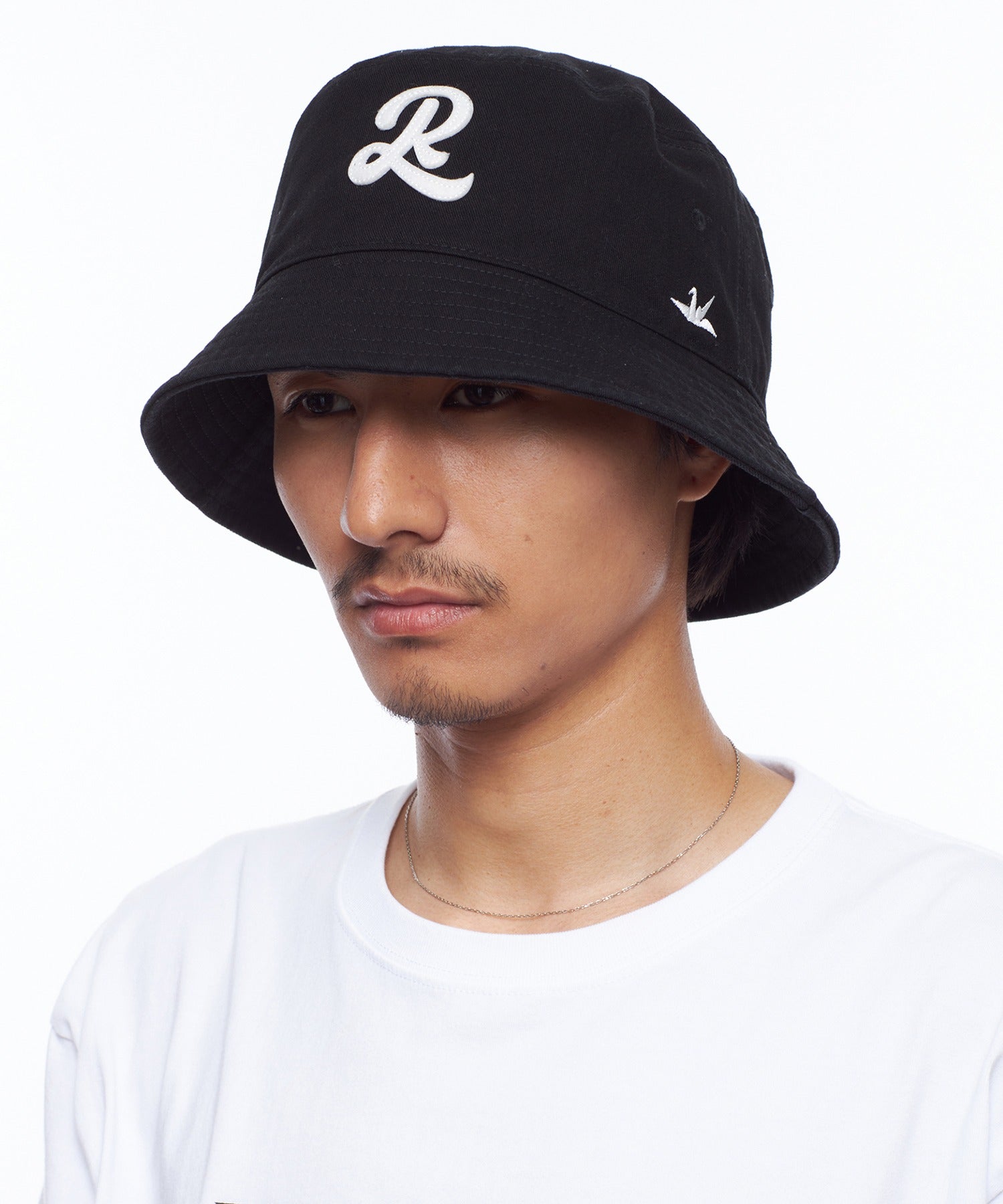 LR LOGO BUCKET HAT