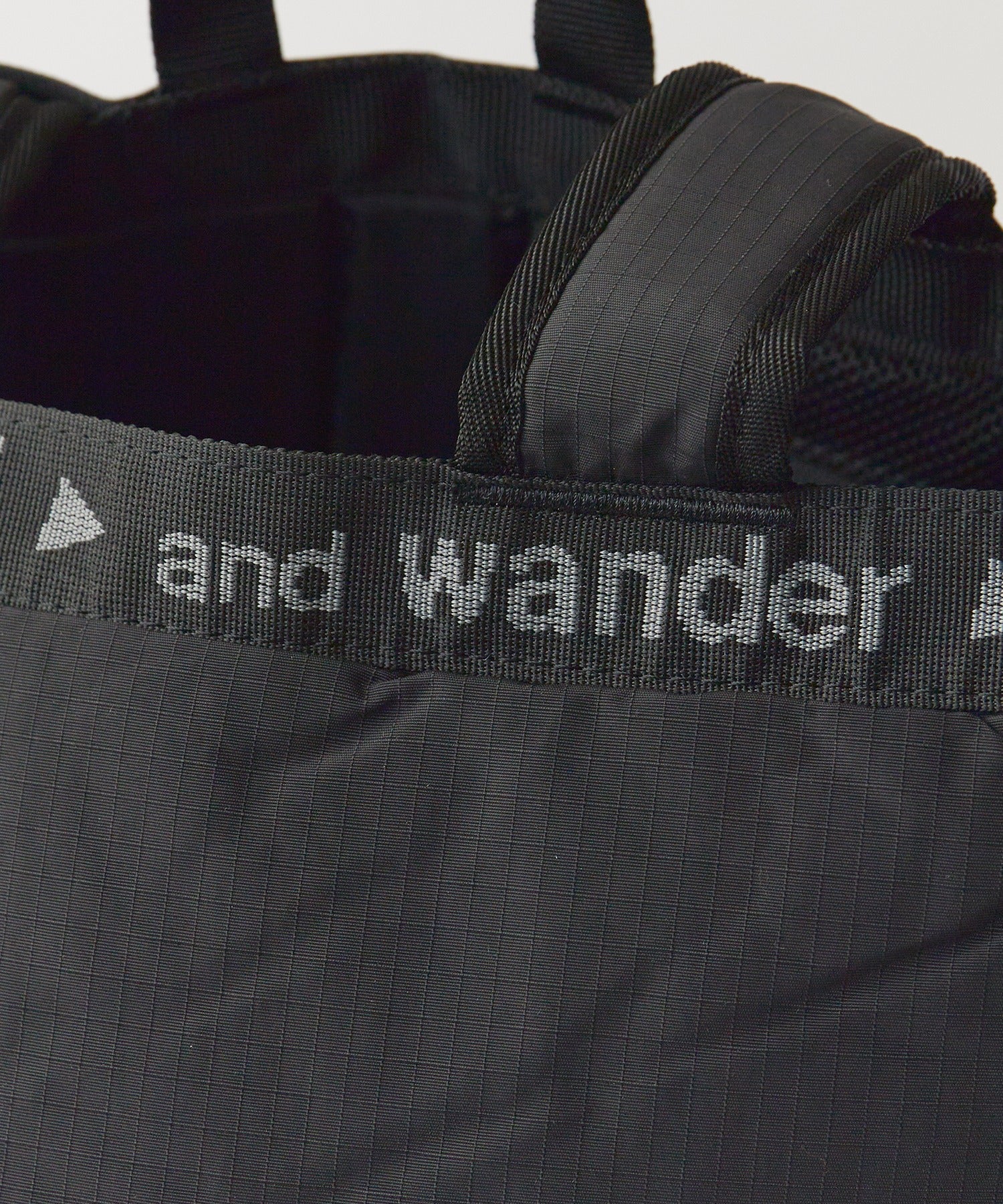 and wander×Gramicci Nylon 2WAY Backpack