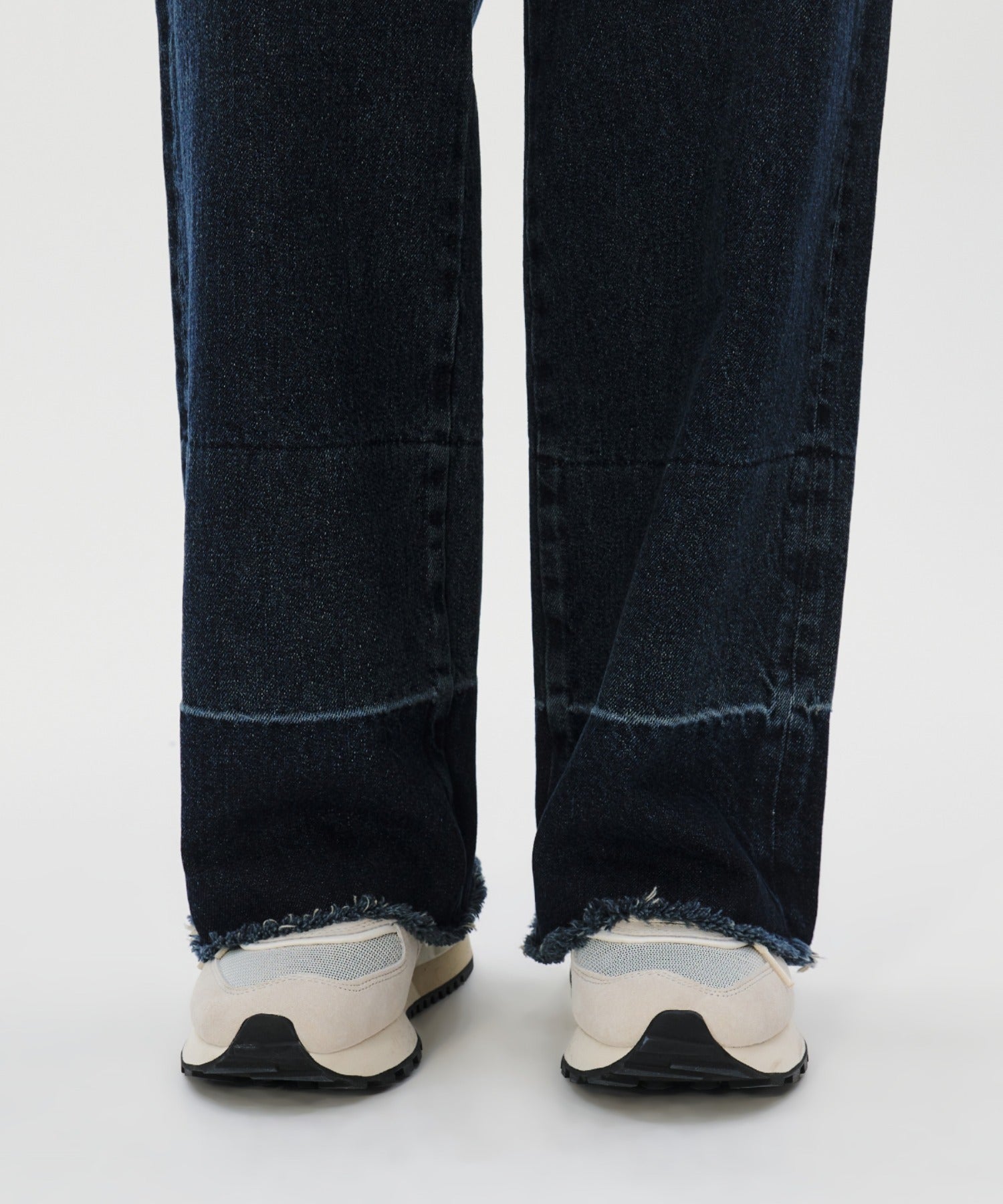 KUME / Lower Hem Washed Semi-Wide Denim Pants デニム パンツ