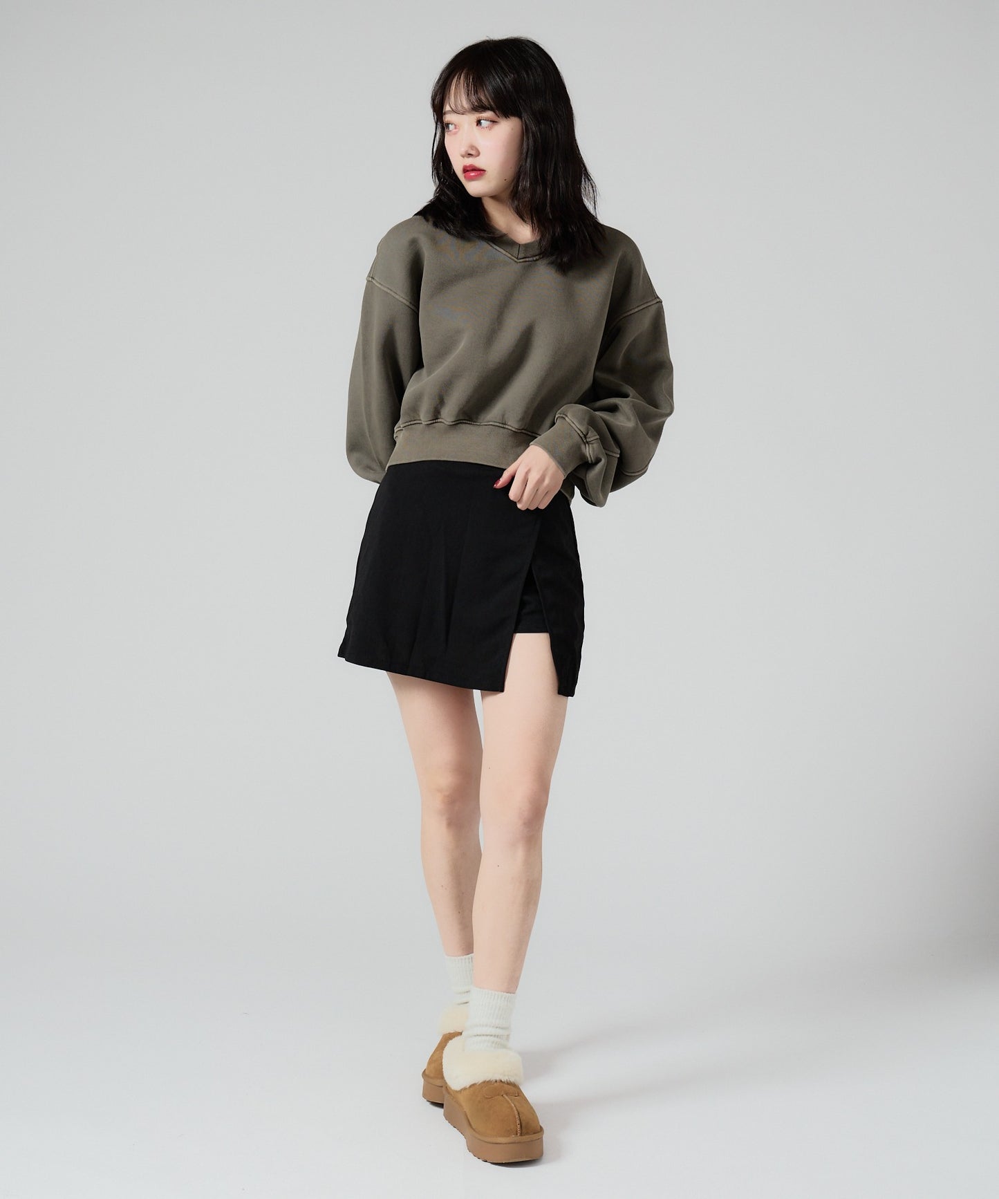 Chick / Vintage Like Short V-neck Sweat ヴィンテージ風 ショート丈Vネックスウェット